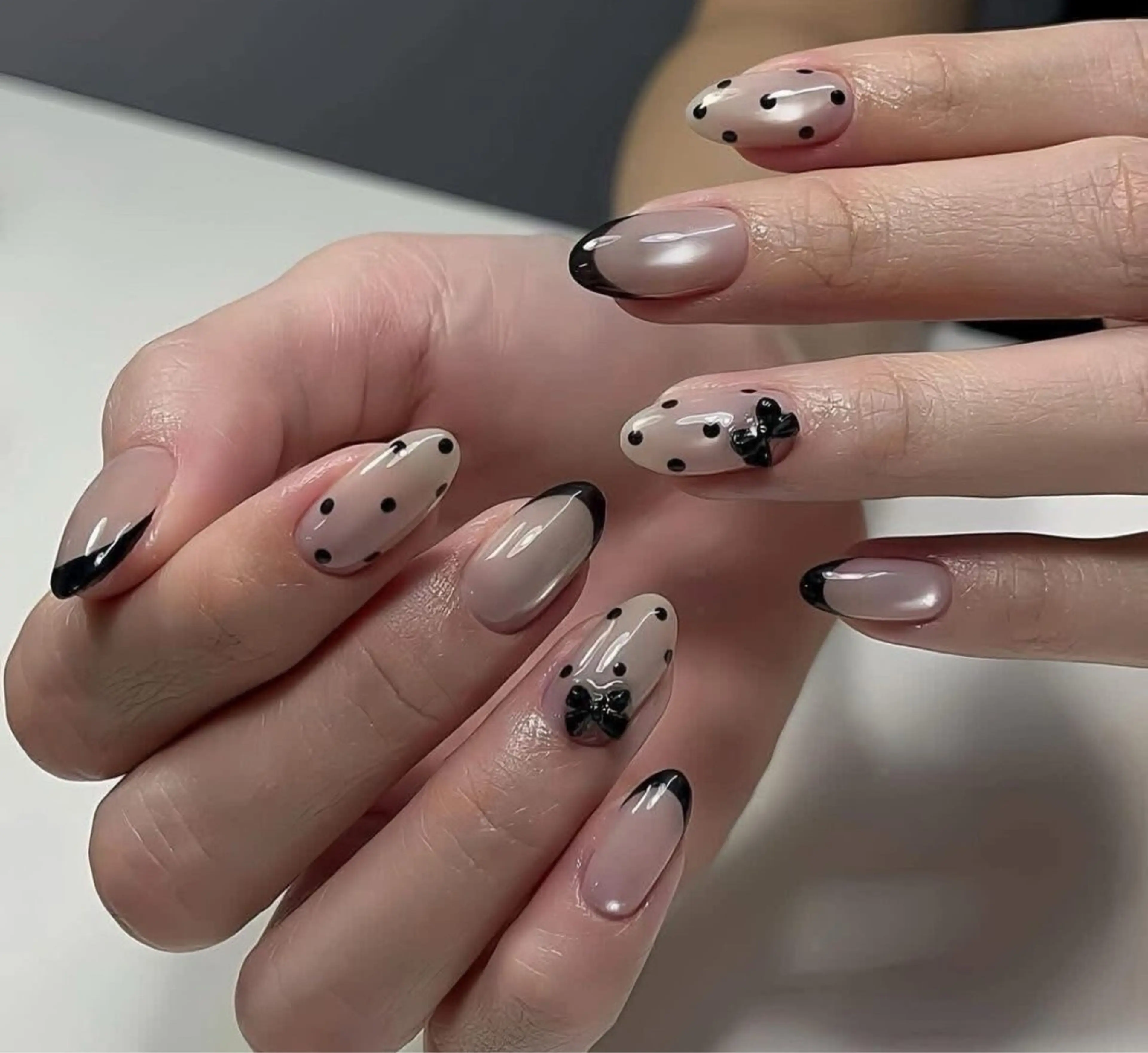 ネイル ハンドネイル 🎀PG🩵 ネイルサロンのネイルデザイン