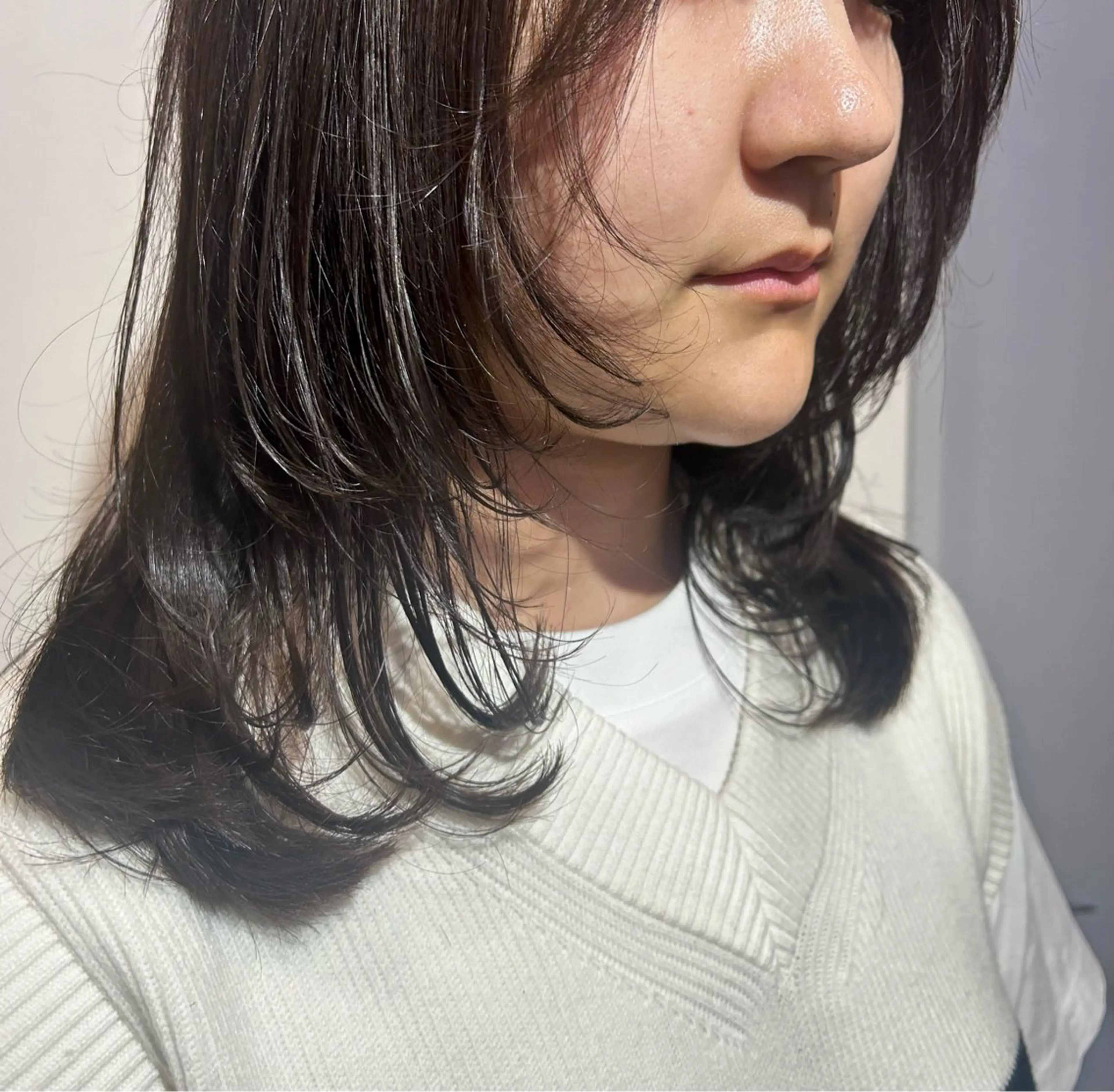 ミディアム ボブ くびれヘア 顔周りカット 韓国風ヘア レイヤーカット ブリーチなしベージュ /ヘアセット/ミユのヘアスタイル