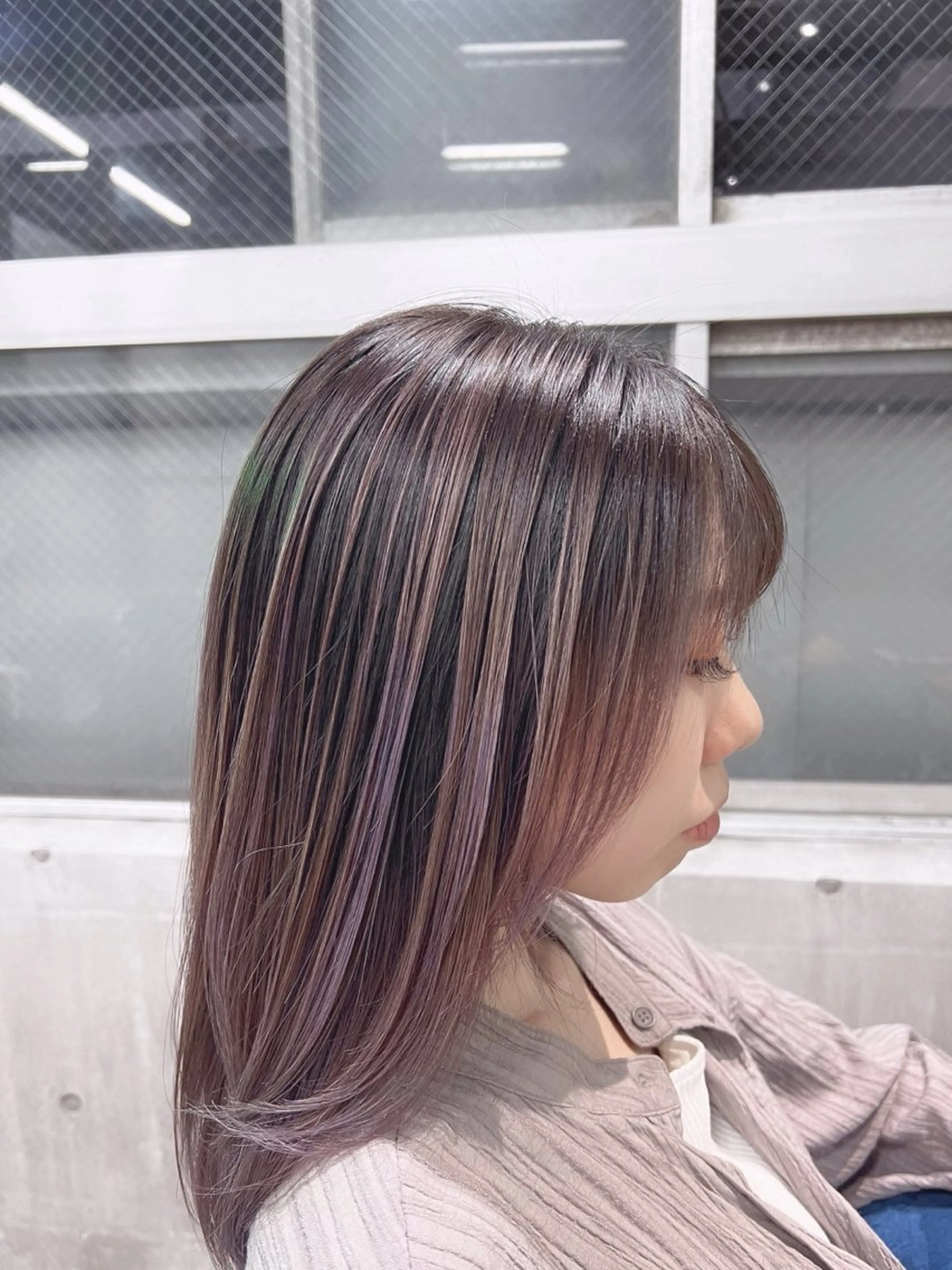 ロング カラー ブリーチ ケアブリーチ ダブルカラー イヤリングカラー ハイライトカラー ヘアカラー トリートメント newi ナカノのヘアスタイル