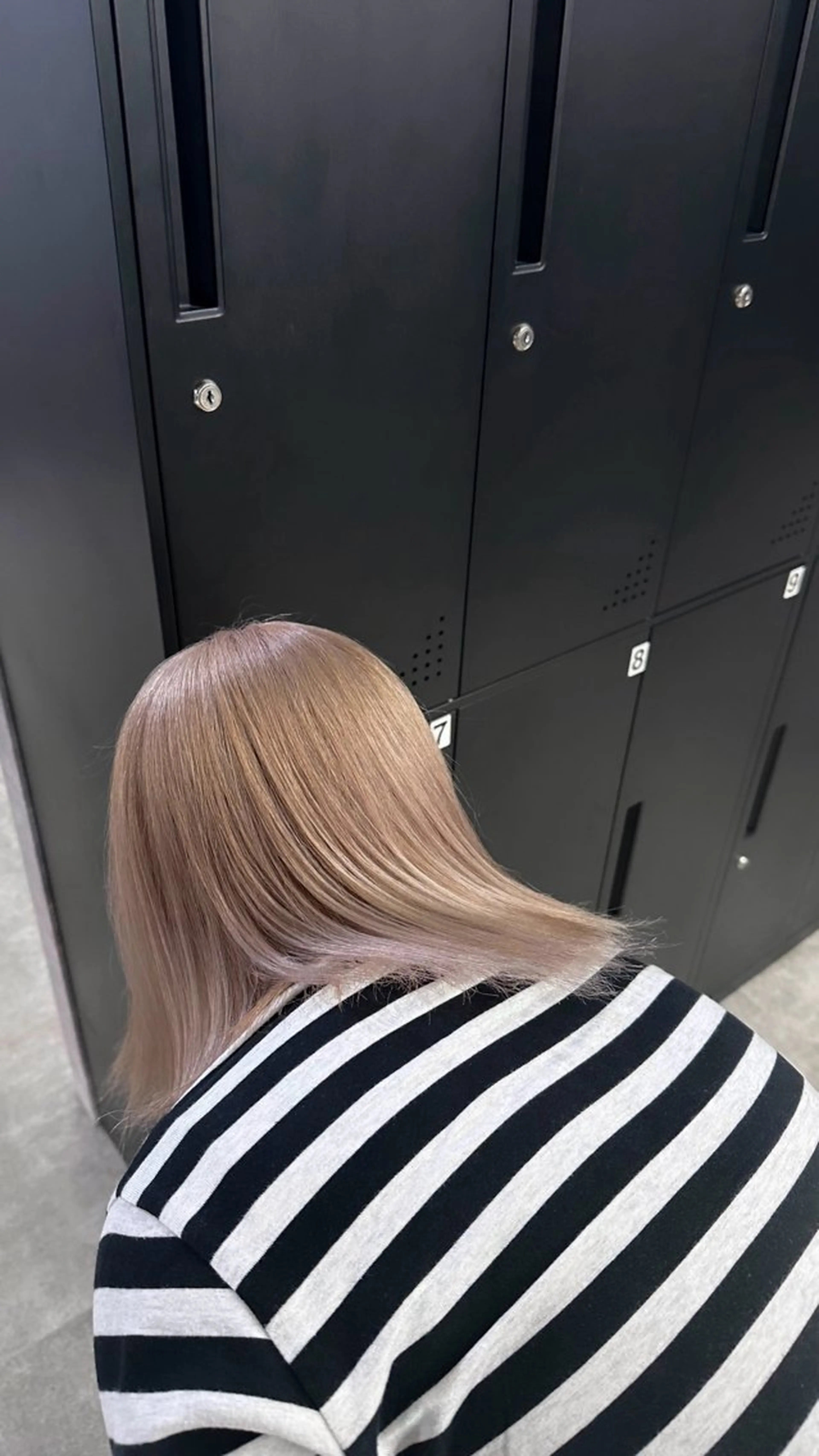 ミディアム ヘアカラー 中川 舞のヘアスタイル