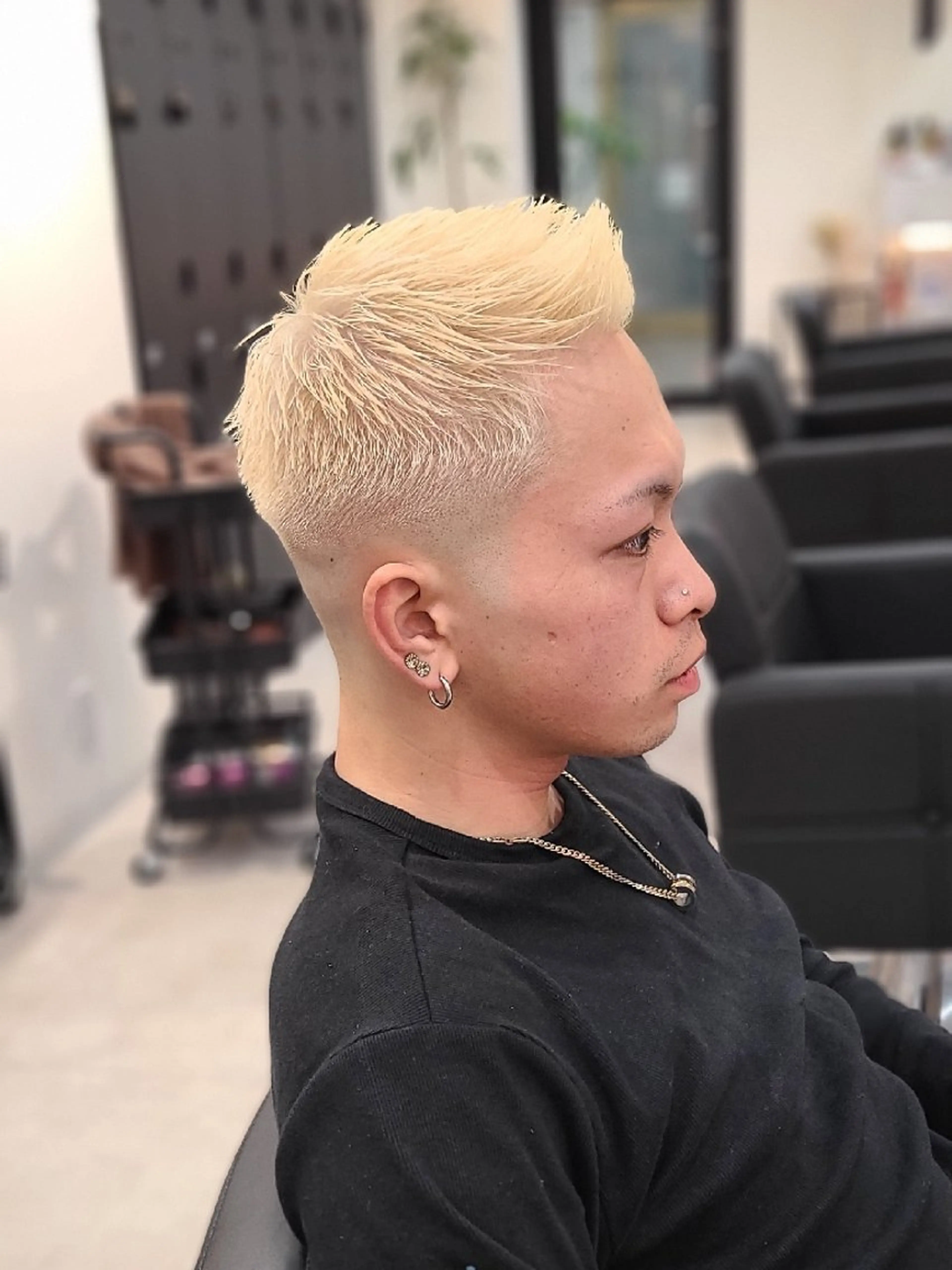 ショート メンズ カラー ブロンド カット ヘアカラー ヘアセット Lapis 名古屋駅前店所属・LEN名古屋/パーマ 海外ヘア/メンズ特化のヘアスタイル