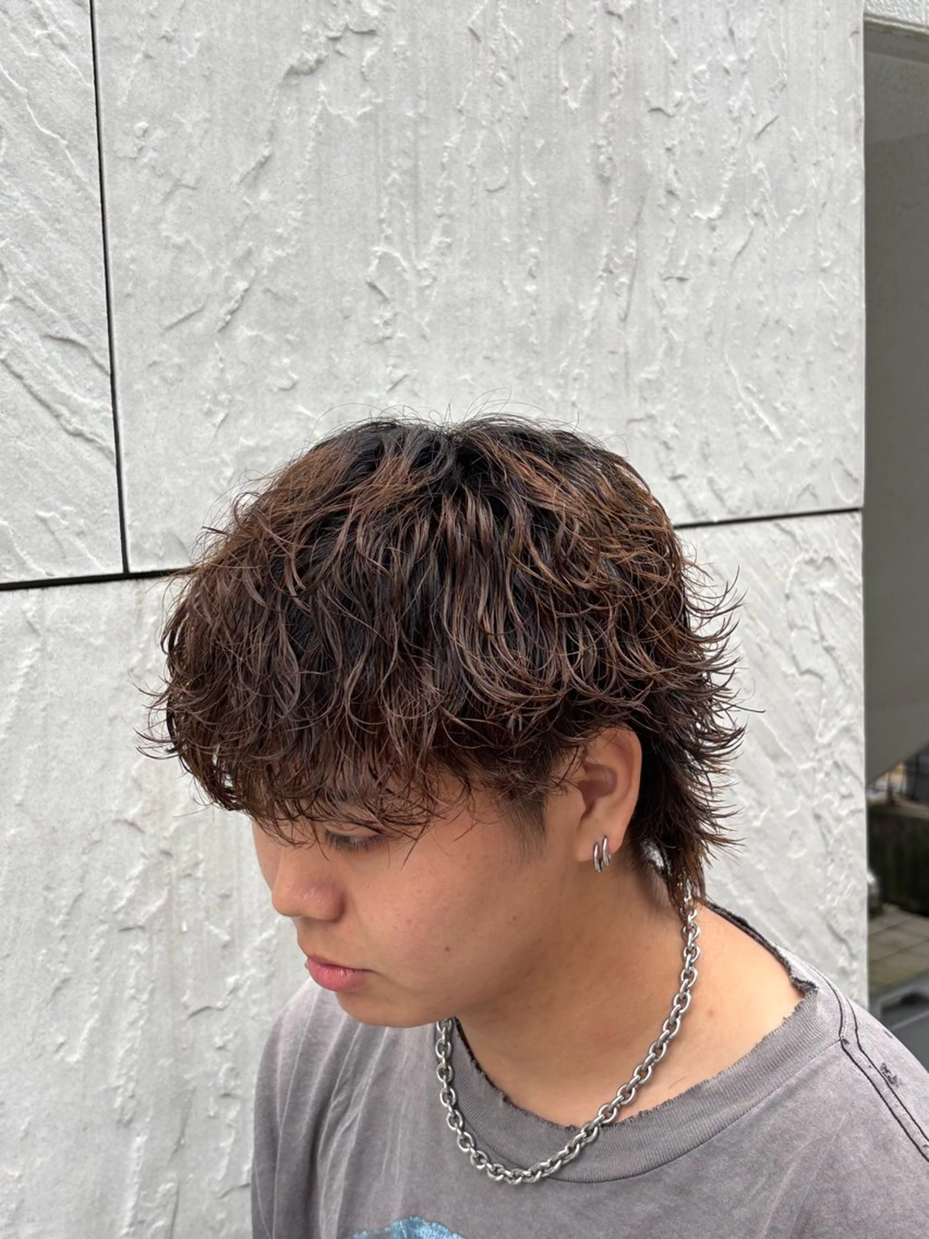 パーマ メンズハイトーン 北斗💍レイヤーのヘアスタイル