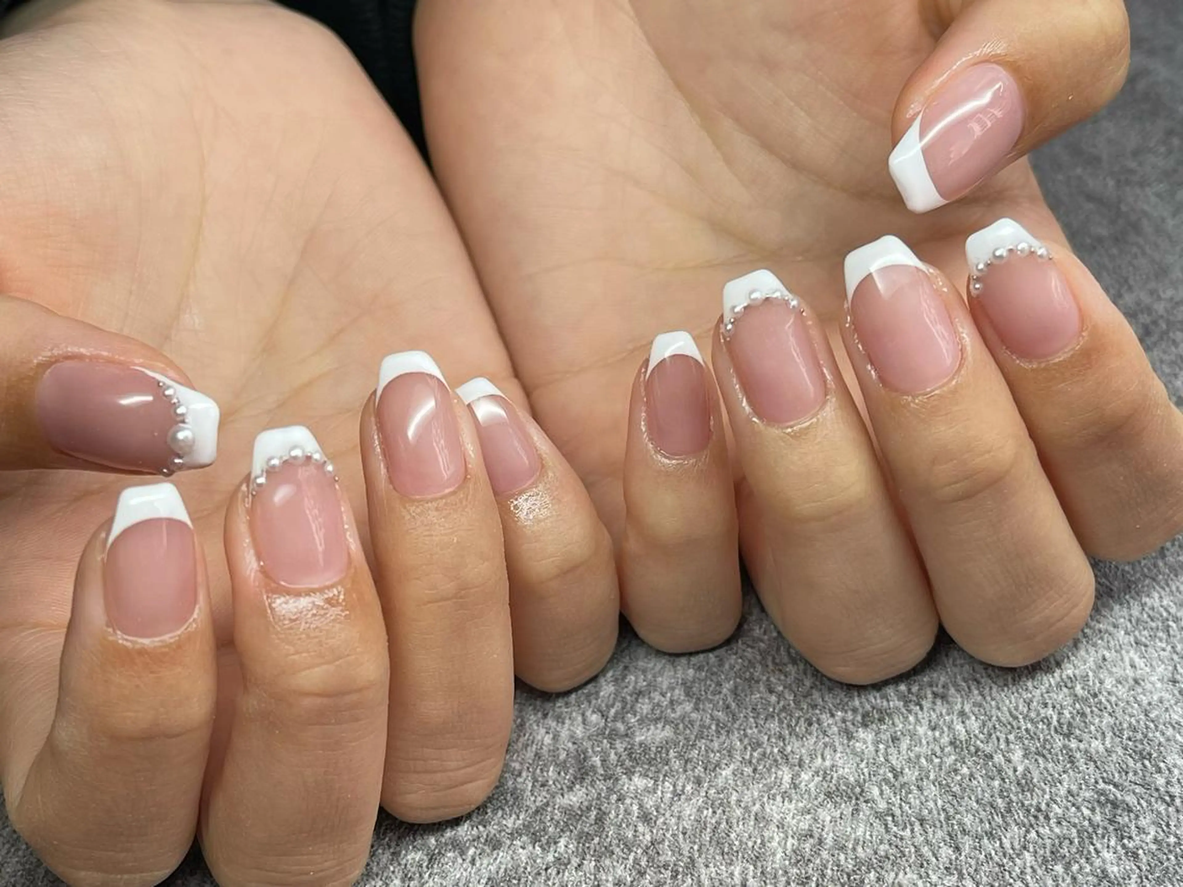 ミディアム ネイル 長さ出し専門 nynaのネイルデザイン