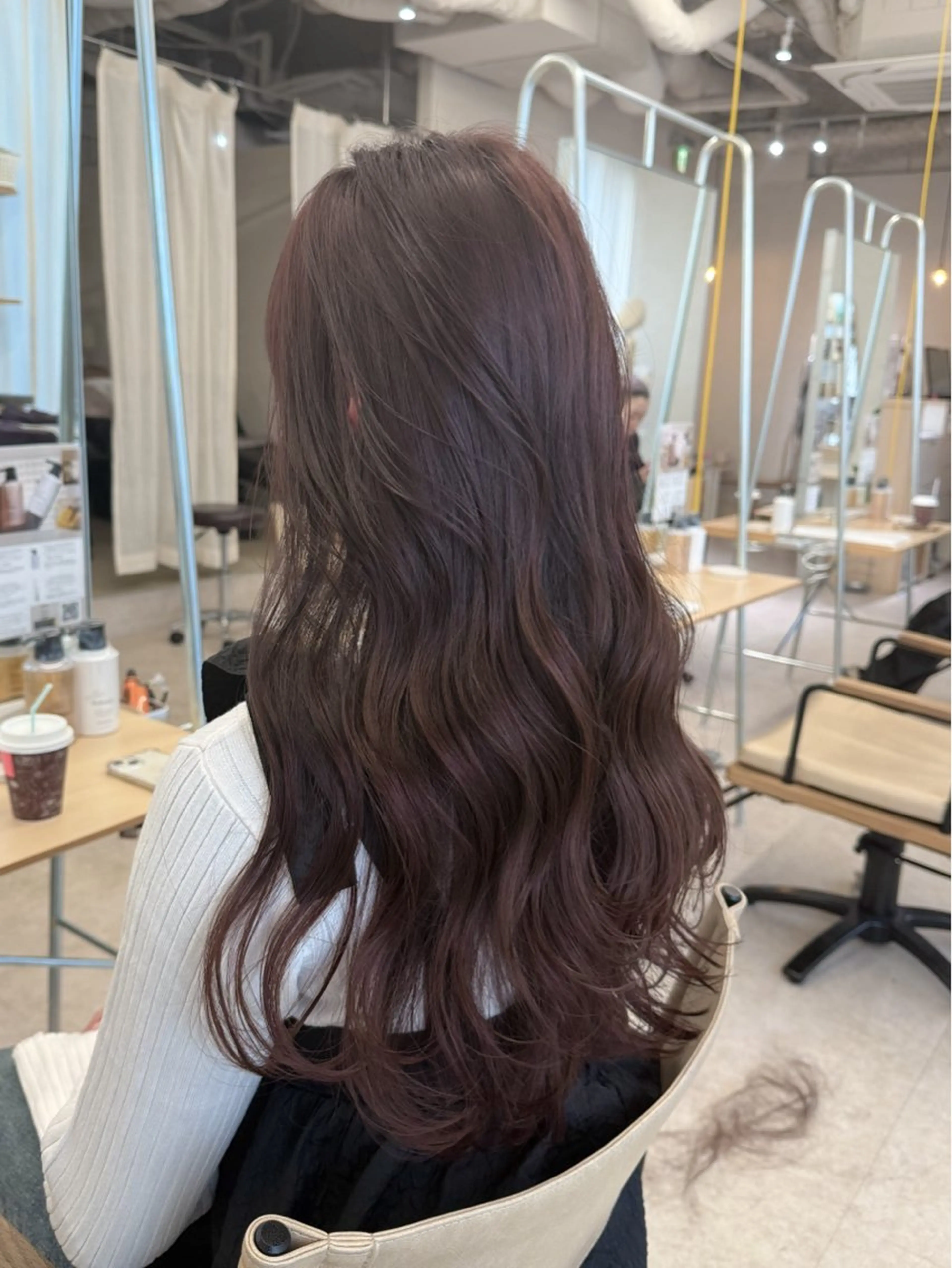 ロング カラー ブラウンカラー 透明感カラー ピンクカラー ピンクブラウン カット ヘアカラー 辺見 葵のヘアスタイル