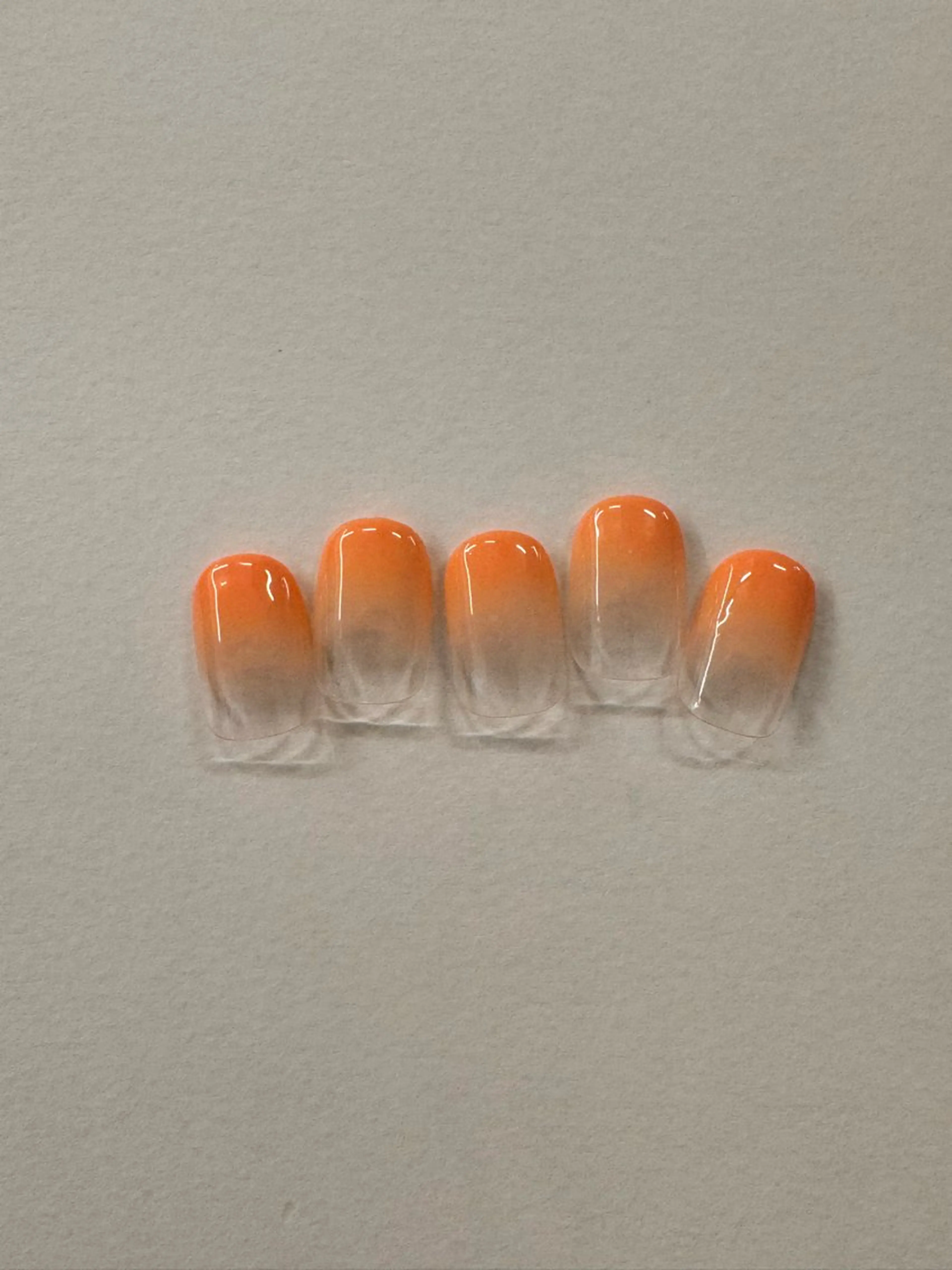 ネイル グラデーション Ｒｕｄｉａ所属・Ｒｕｄｉａ ルディアのネイルデザイン