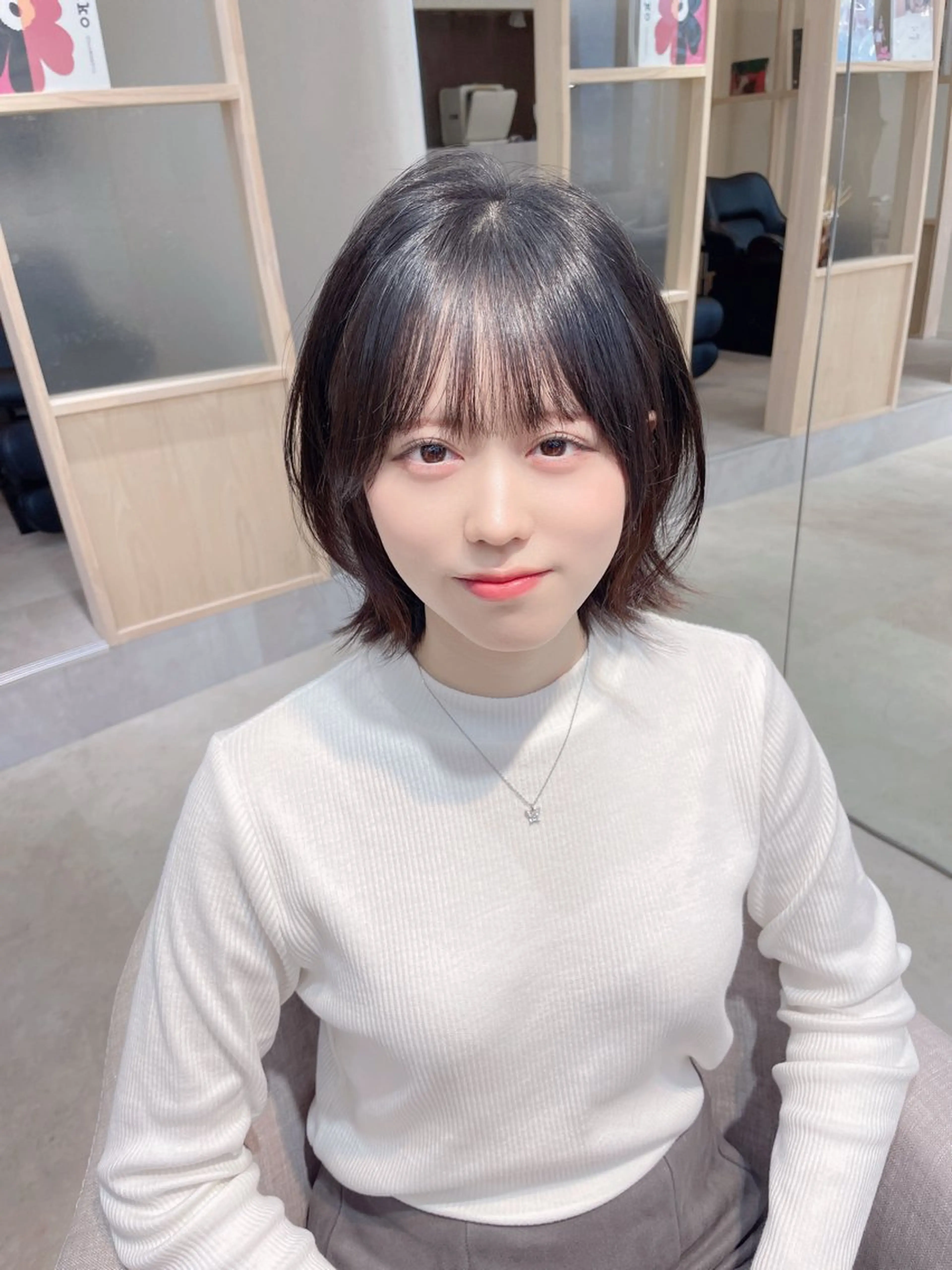 ショート ショートボブ ボブ ショートヘア カット ヘアカラー 渡辺 あいかのヘアスタイル