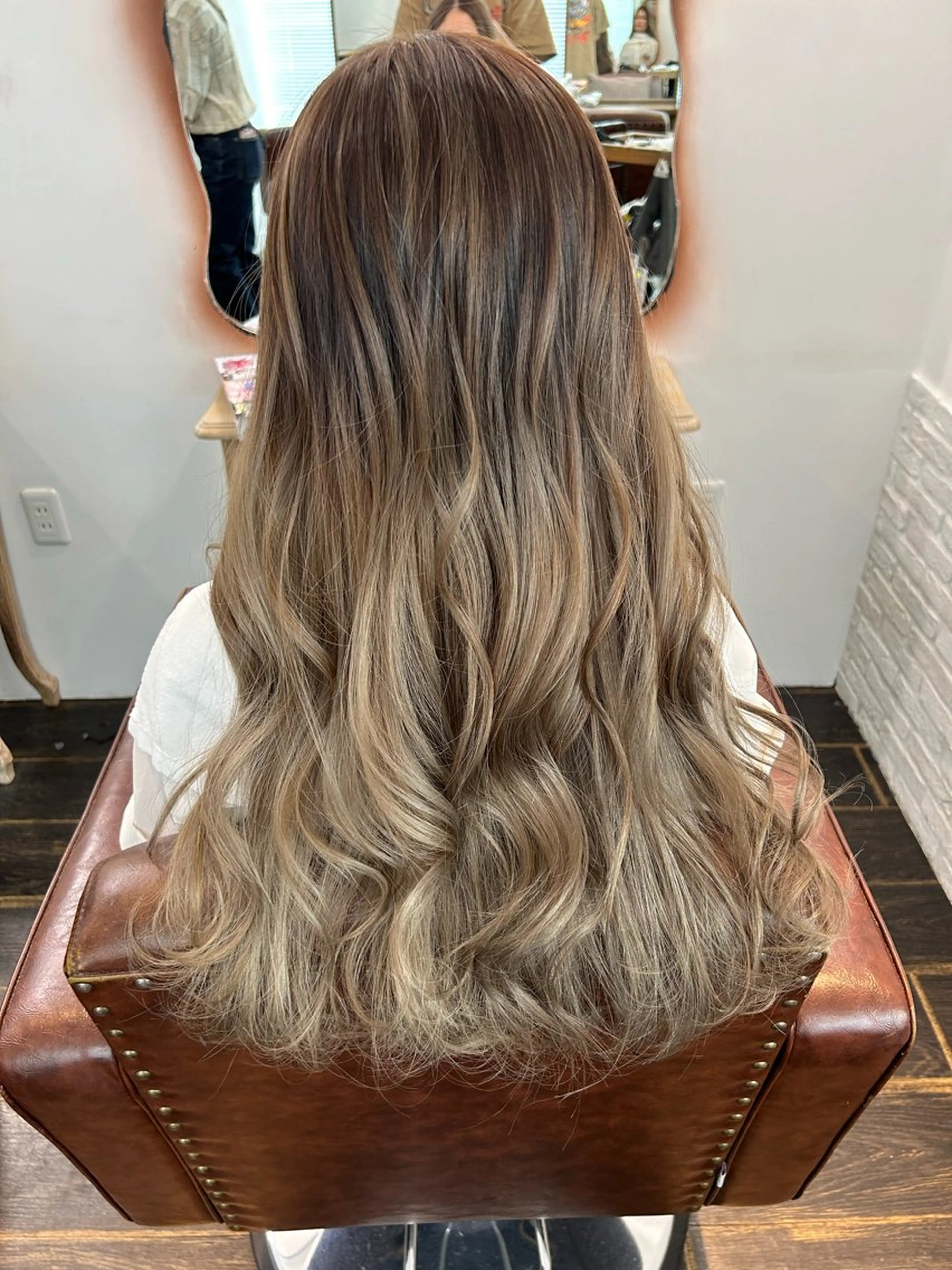 ロング ヘアカラー 田中 優のヘアスタイル