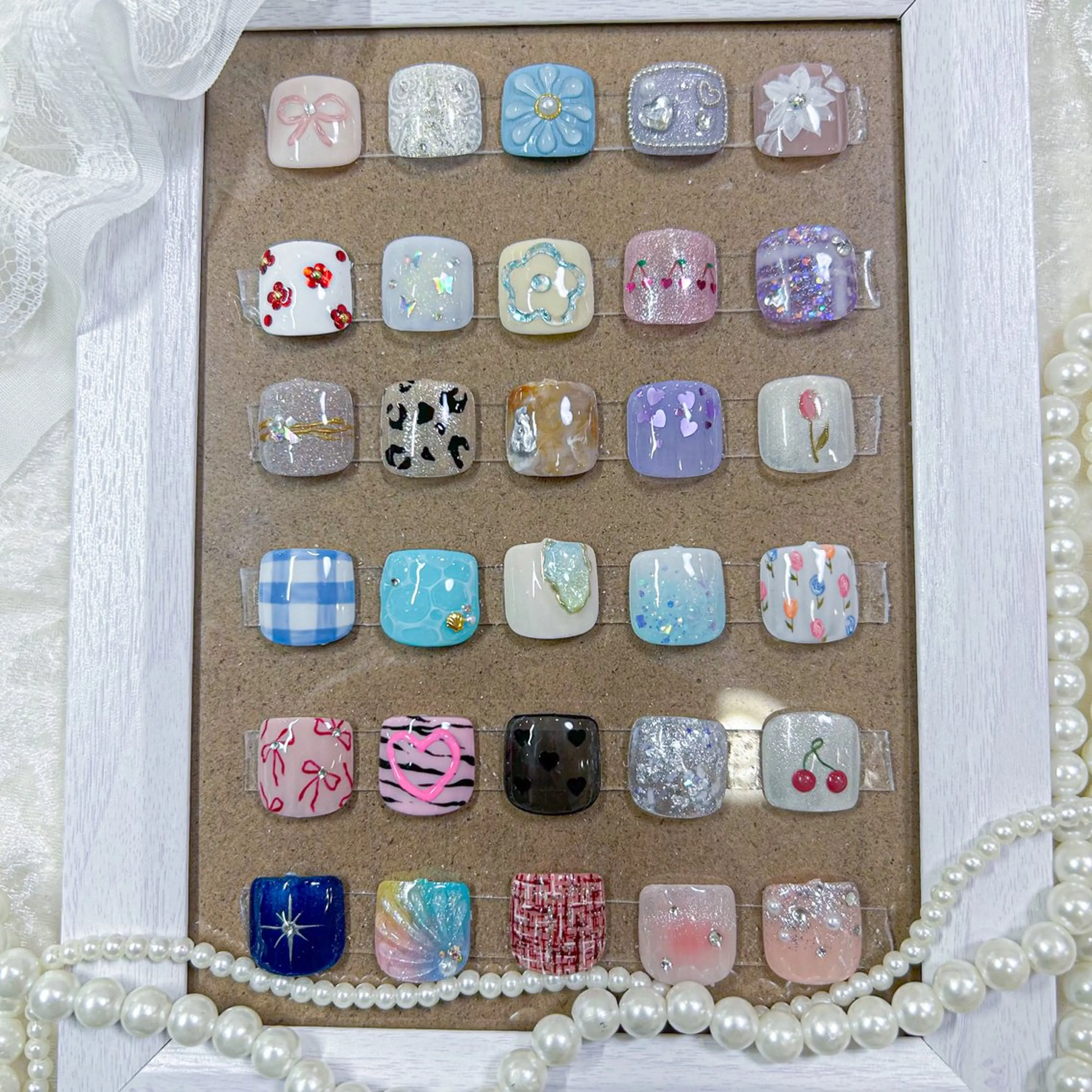 ネイル アートネイル 長さ出し フットネイル 韓国ネイル マグネットネイル Minami 🍓のネイルデザイン