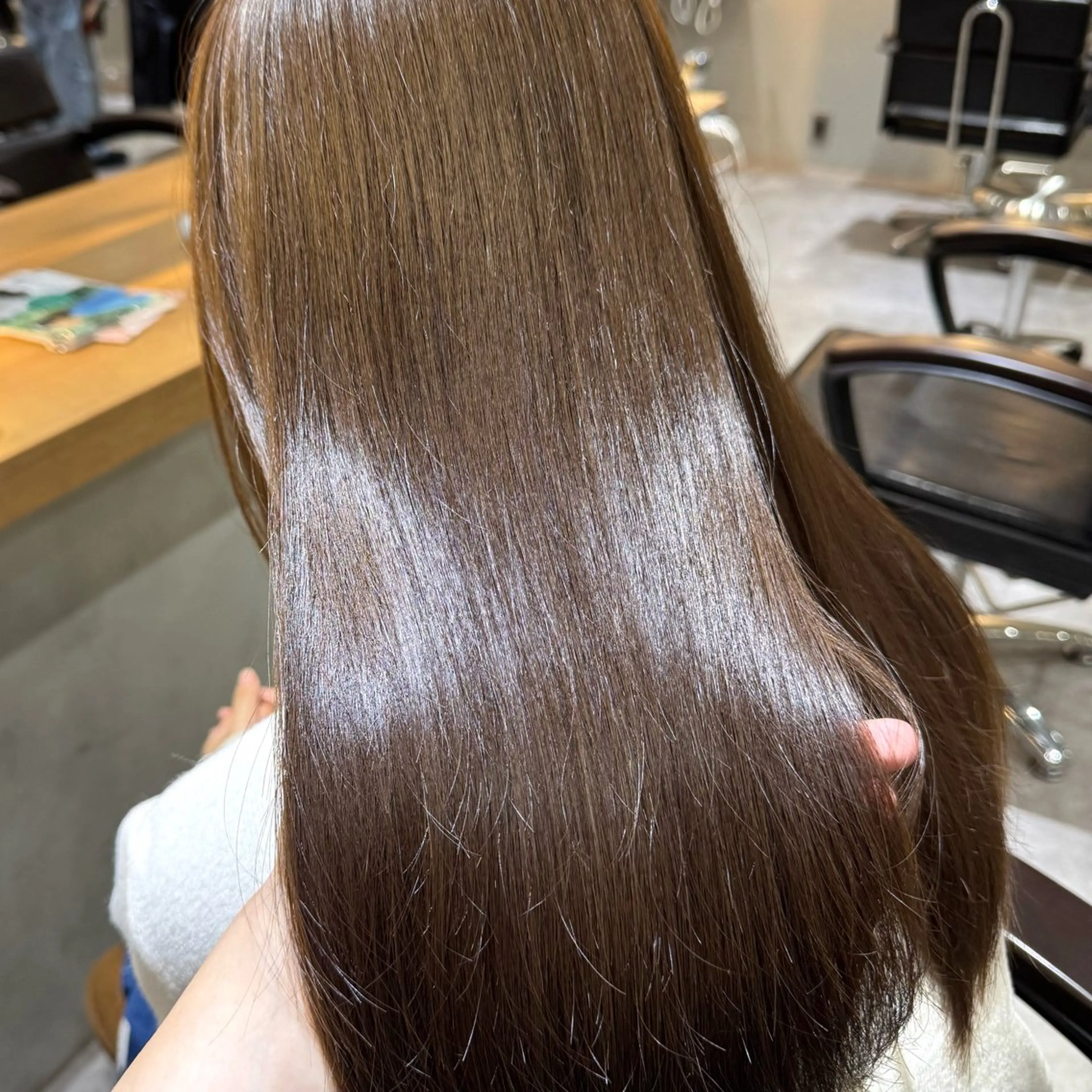 ロング カラー ヘアアレンジ ヘアカラー ブリーチなしカラー /ベージュ/安形翔のヘアスタイル