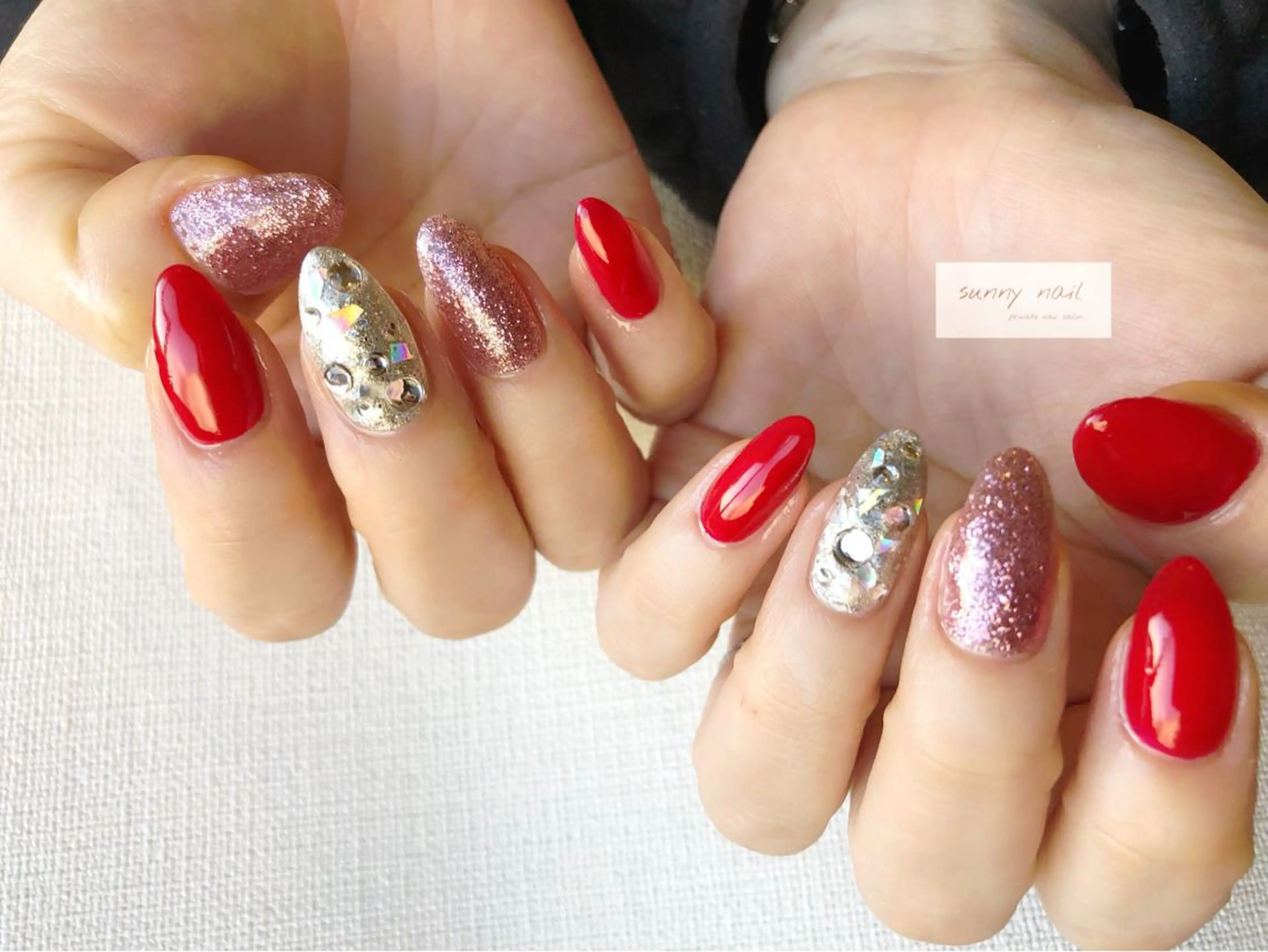 ネイル ジェルネイル キラキラネイル ラメ(グリッター) ニュアンスネイル パラジェル sunny nailのネイルデザイン