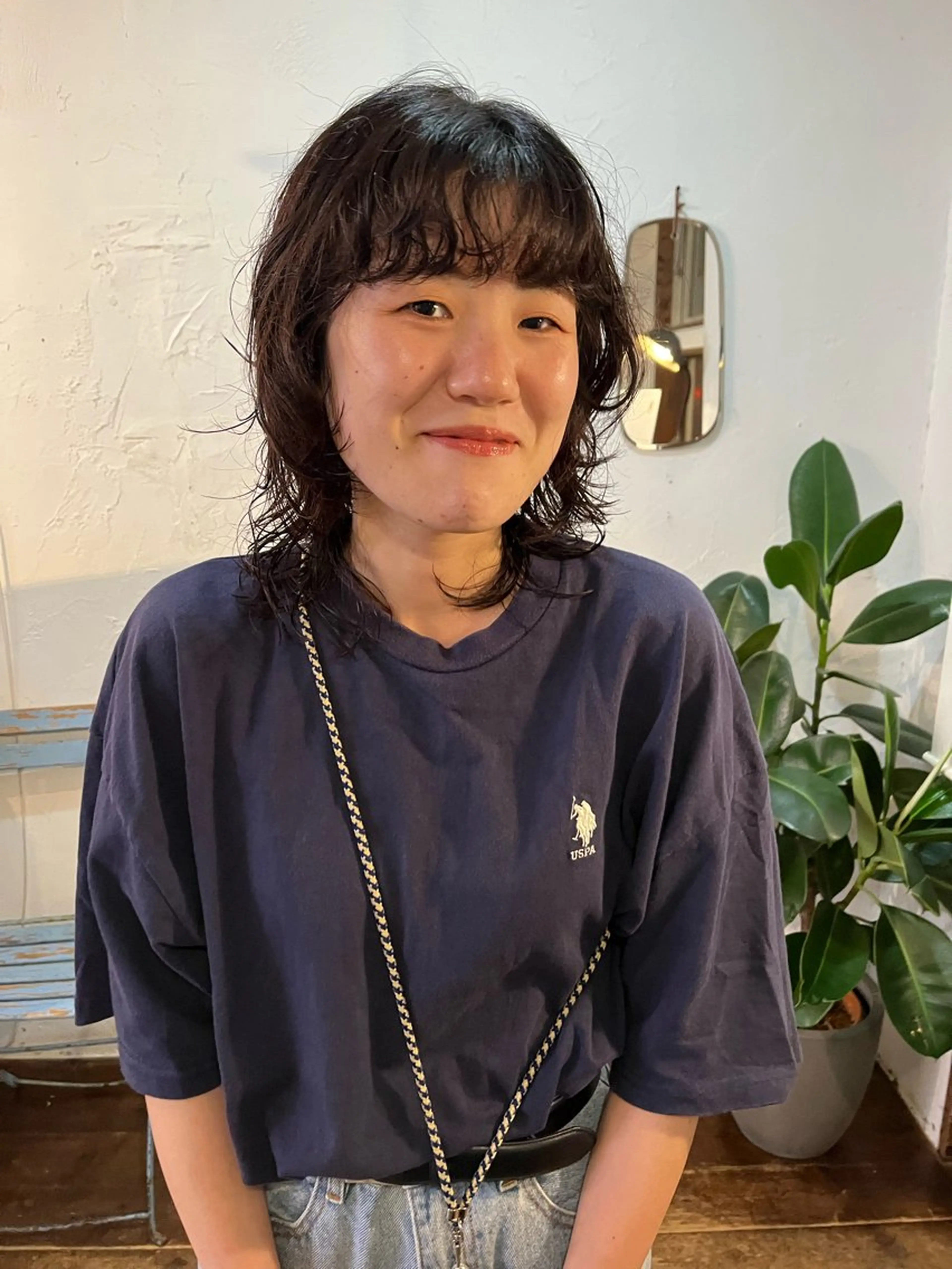 ミディアム パーマ ミディアムパーマ レイヤーカット カット パーマ 金井 美悠のヘアスタイル