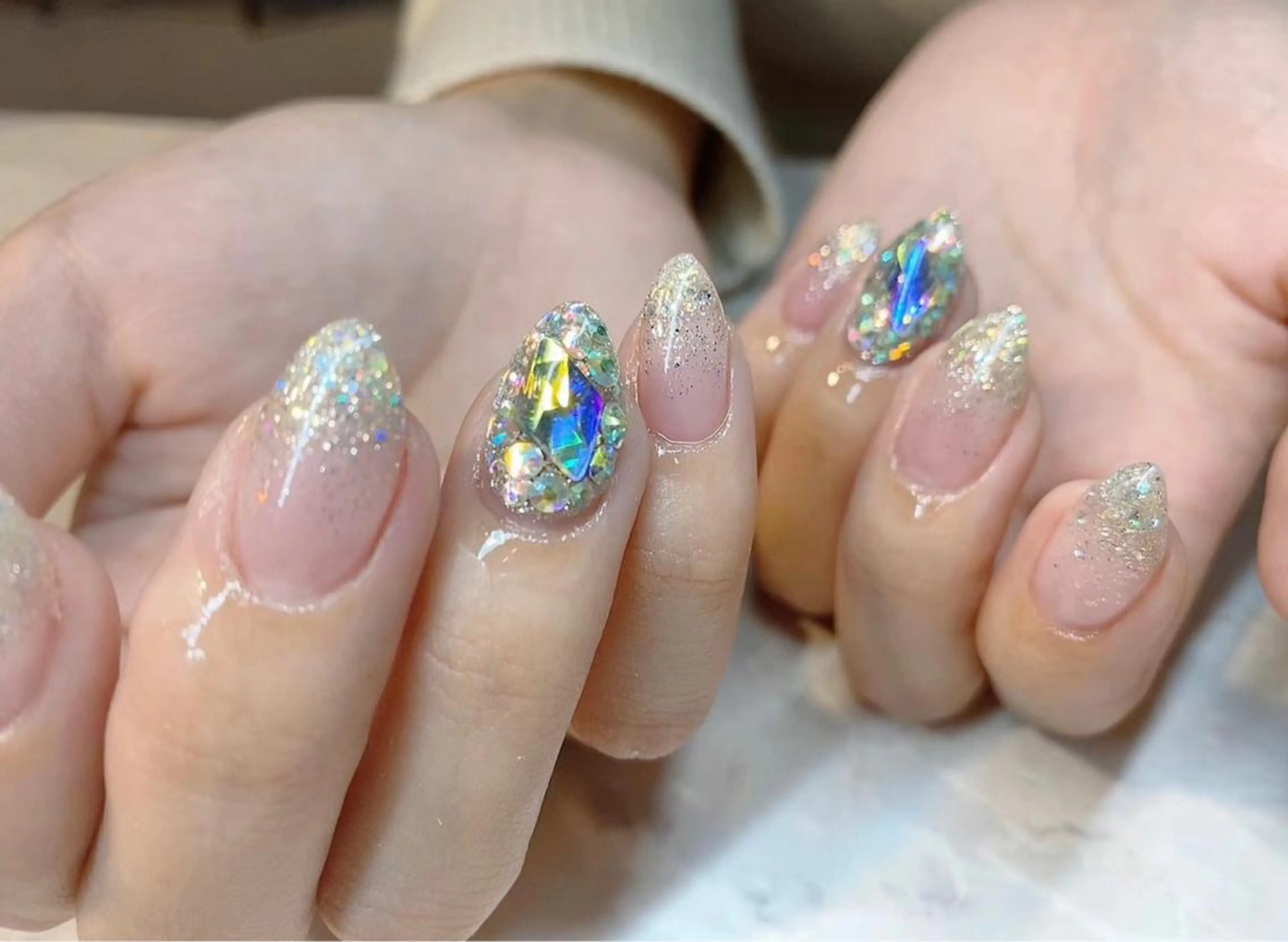 ネイル MOA NAIL所属・MoaNail🫶 Yoshiのネイルデザイン
