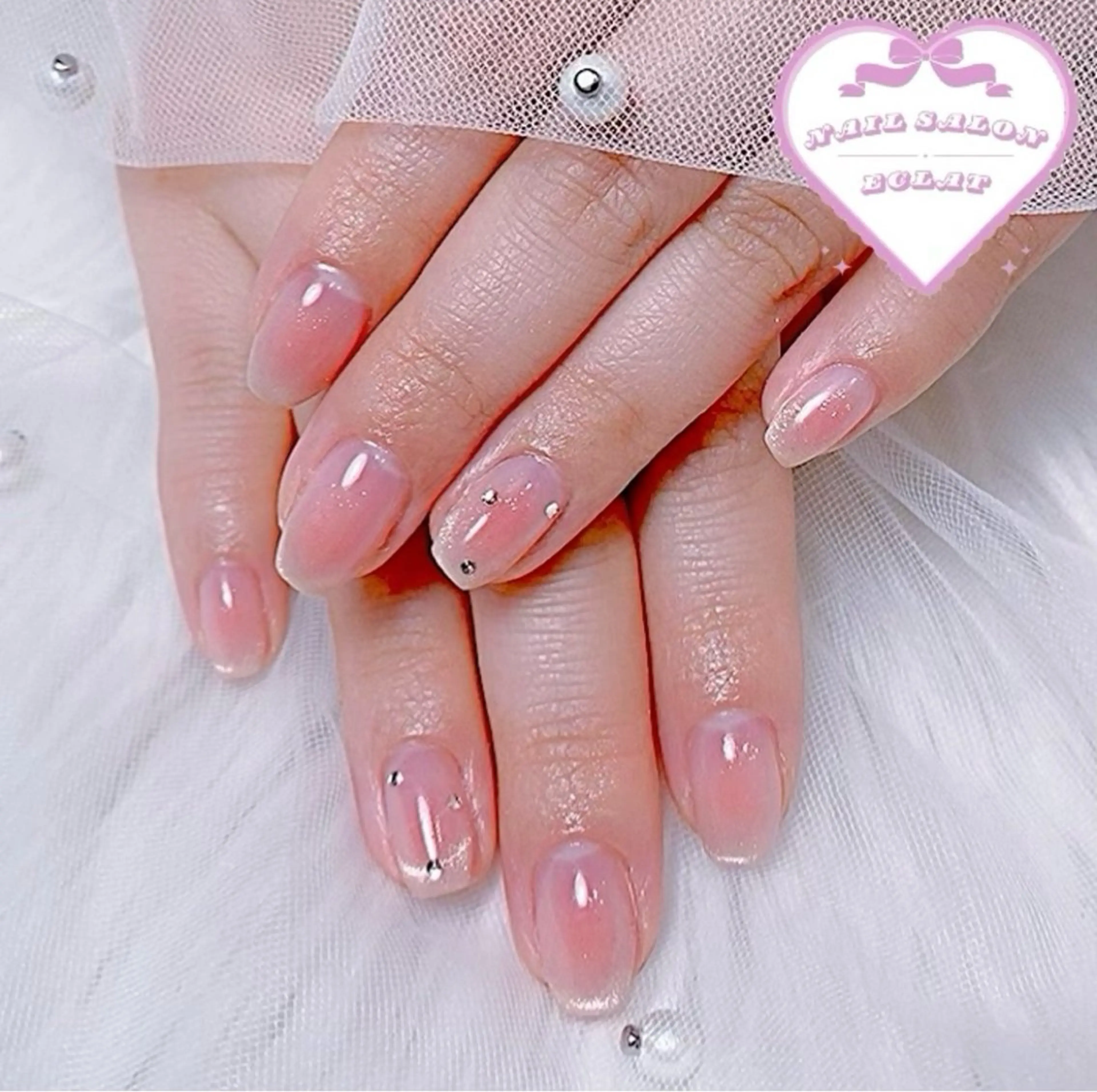大人気♡ちゅるんチークネイル💅🎀の写真