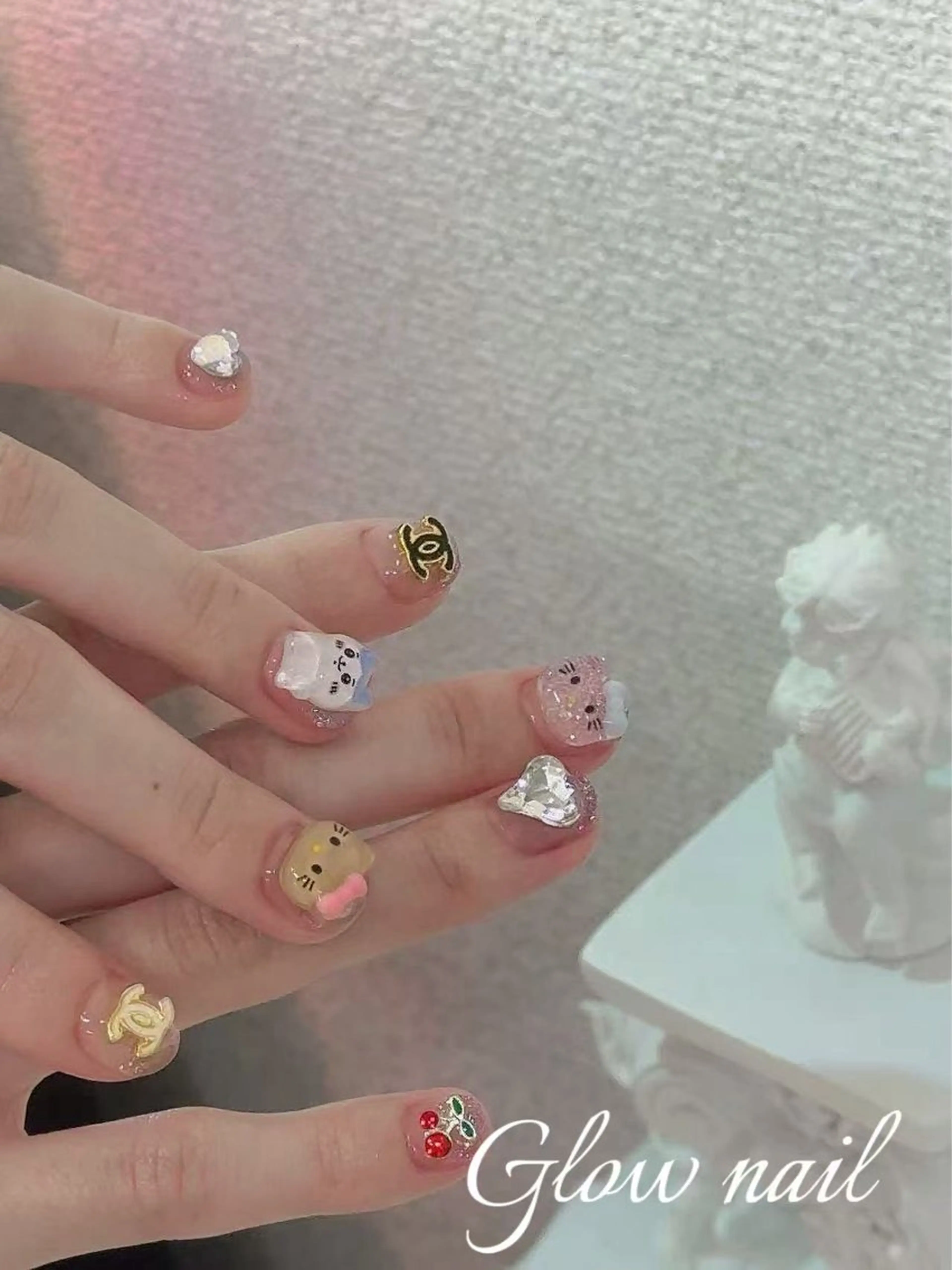 ネイル Glow Nail スカルプ専門店のネイルデザイン