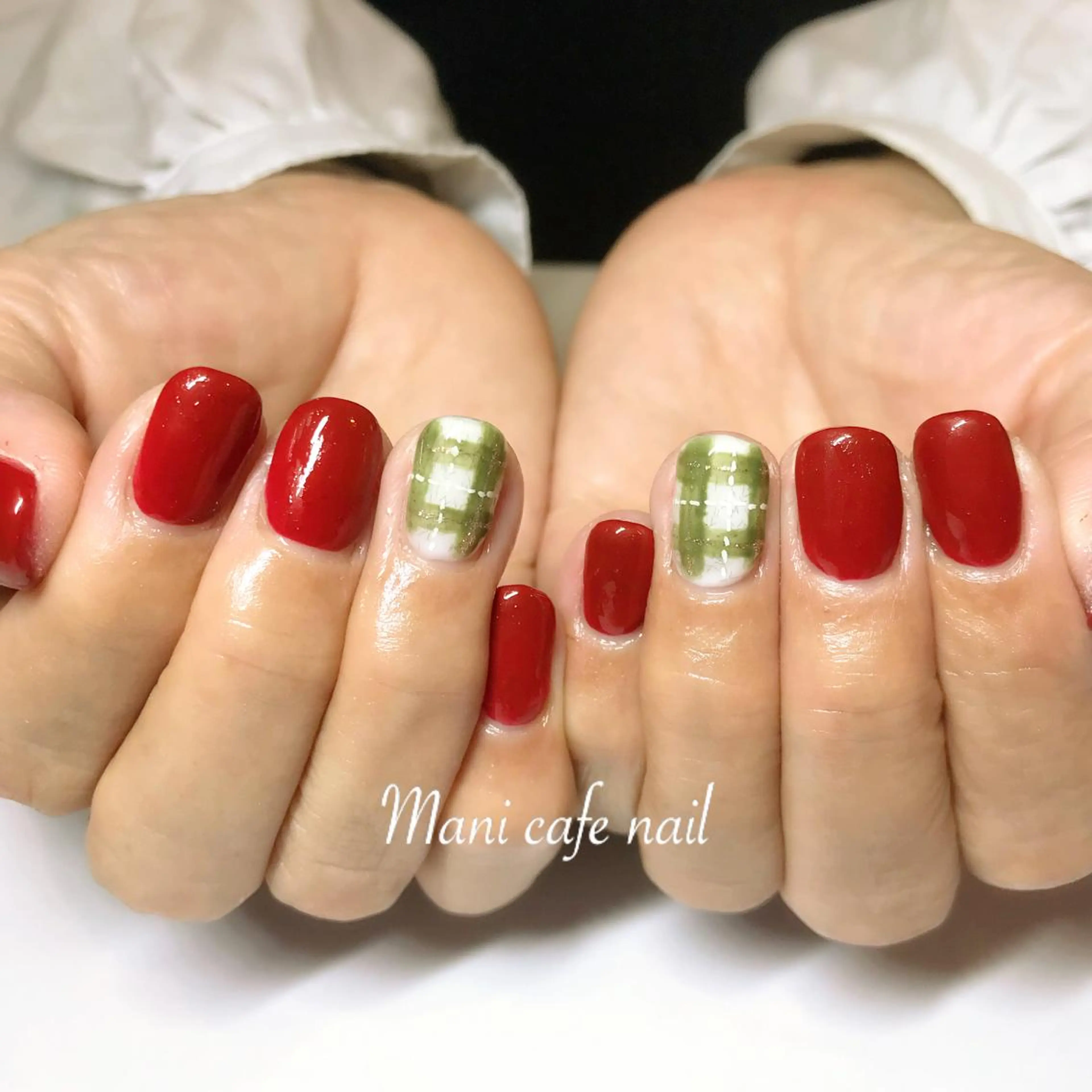 アートコース(2本アートし放題、ストーン乗せ放題、お持ち込みデザイン可)の写真