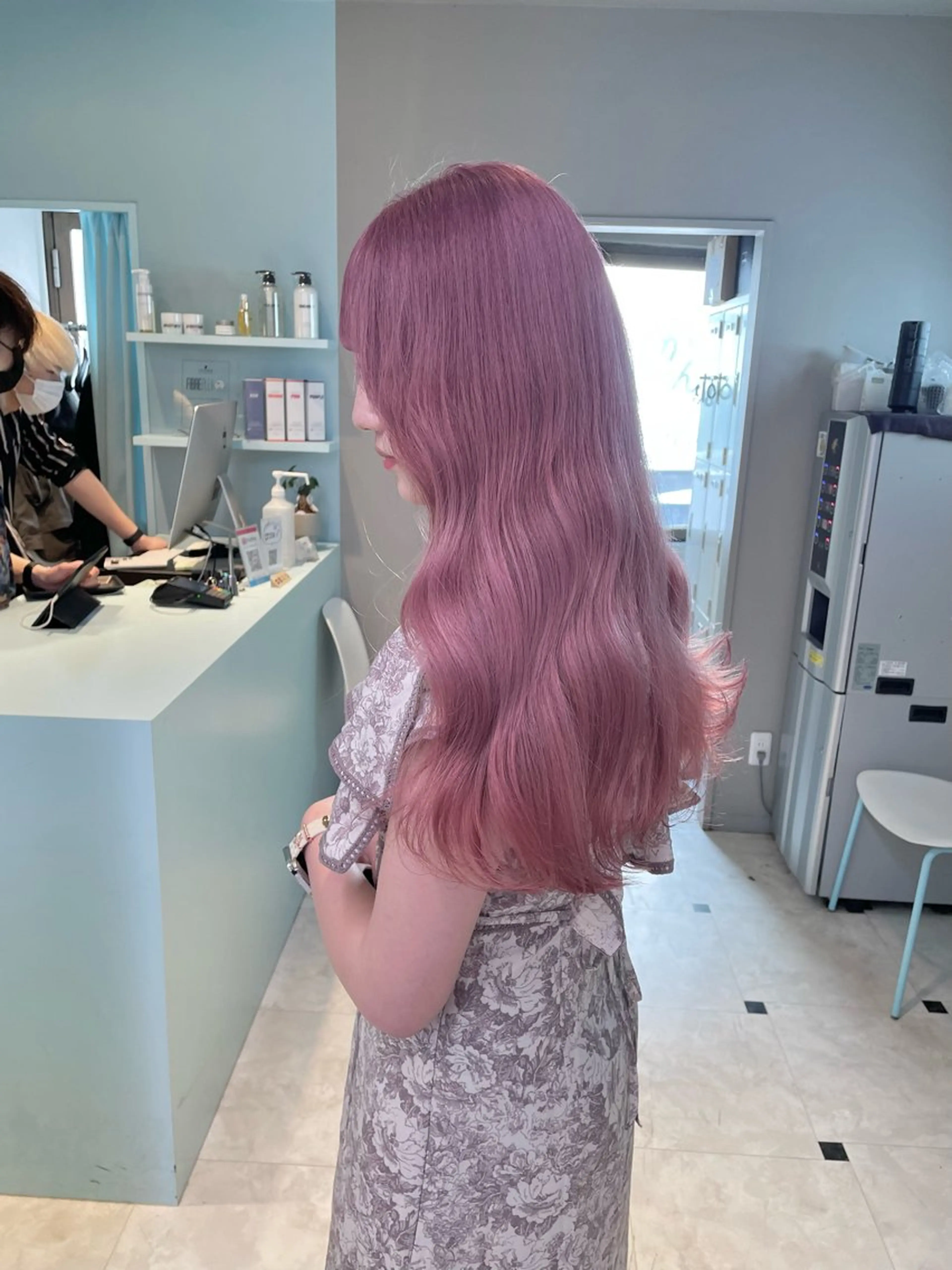 ロング カラー ヘアカラー トリートメント ヘッドスパ ヘアセット 💖韓国×王道 ハイトーン💖のヘアスタイル