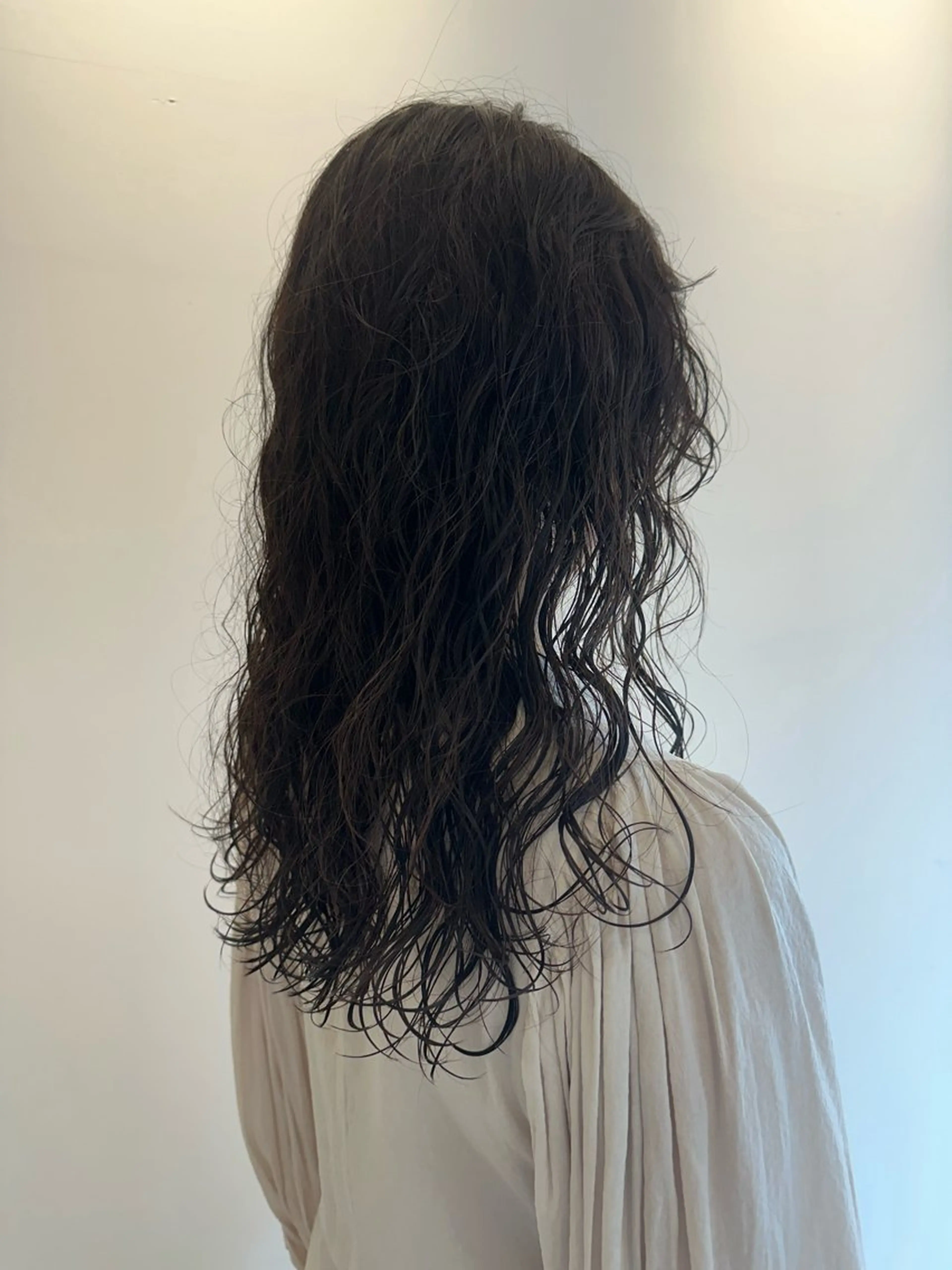 セミロング カラー パーマ セミロングパーマ ニュアンスパーマ カット ヘアカラー パーマ 🌈パーマスタイル 🌈NARUMIのヘアスタイル