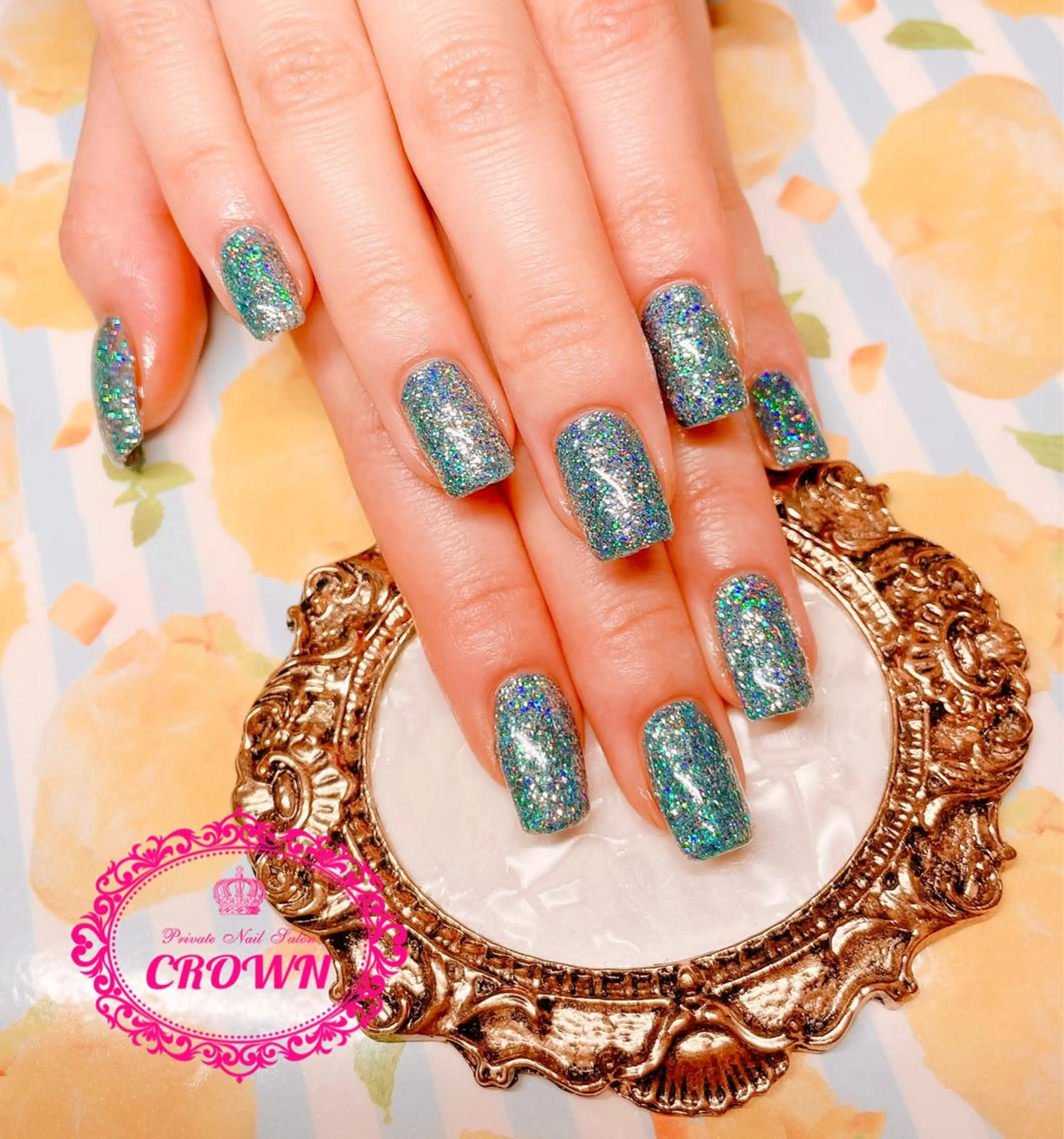 ネイル ハンドネイル CROWN プライベートサロンのネイルデザイン