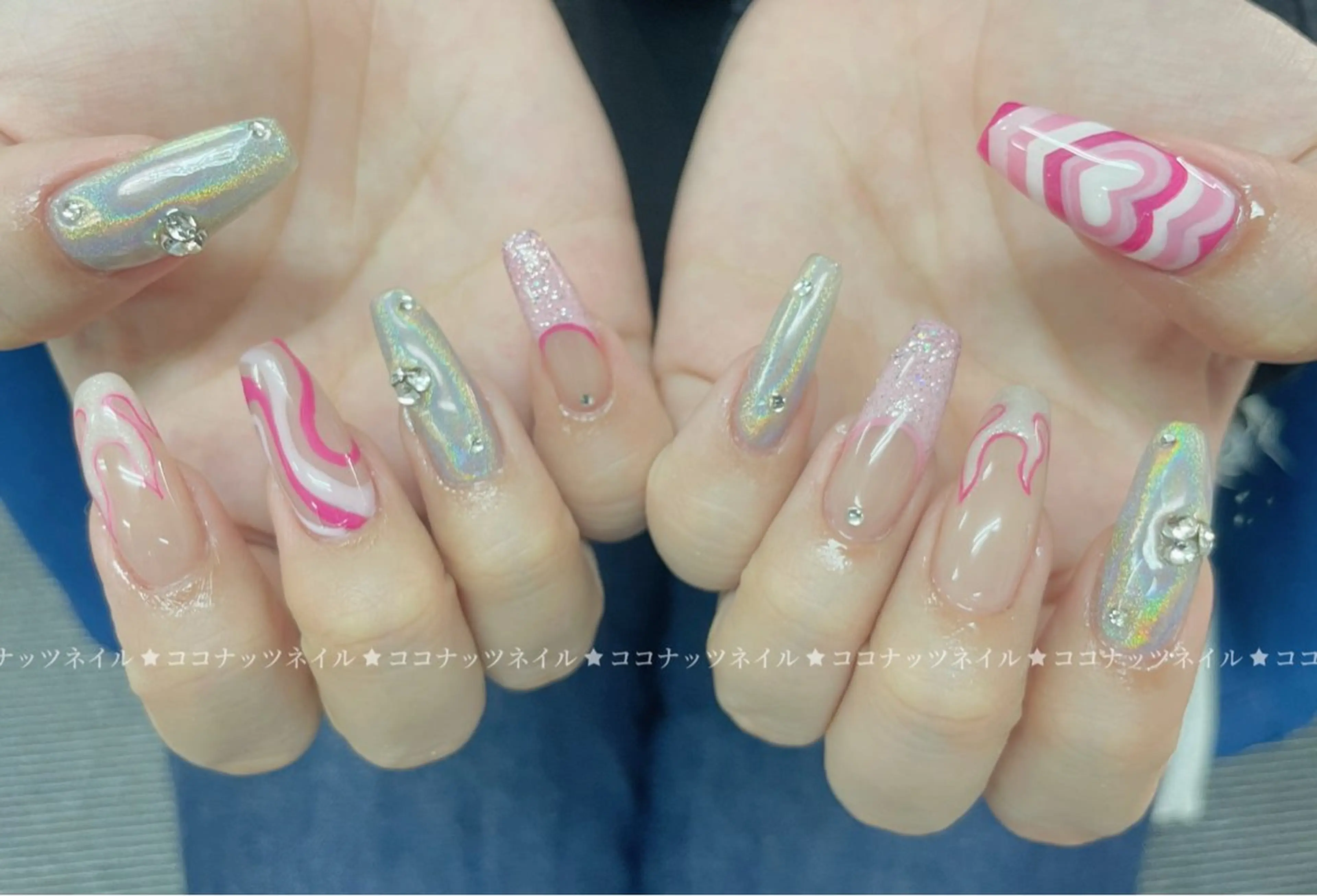 ネイル べっ甲ネイル フレンチネイル キラキラネイル マグネットネイル 大理石ネイル(マーブル) ハンドネイル 神田 ココナッツのネイルデザイン
