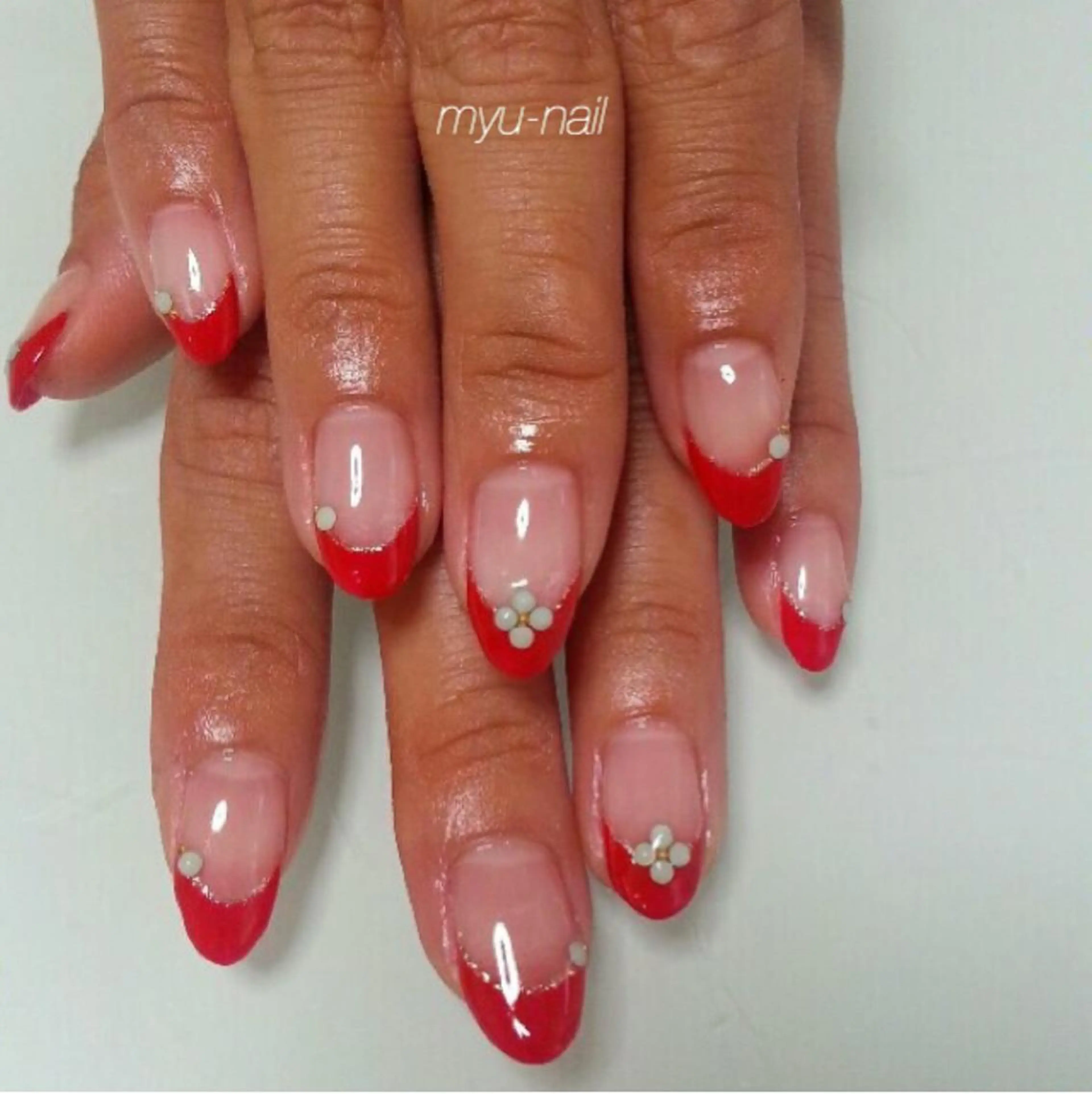 ネイル フレンチネイル 赤色 シンプルネイル ホームサロン myu-nailのネイルデザイン