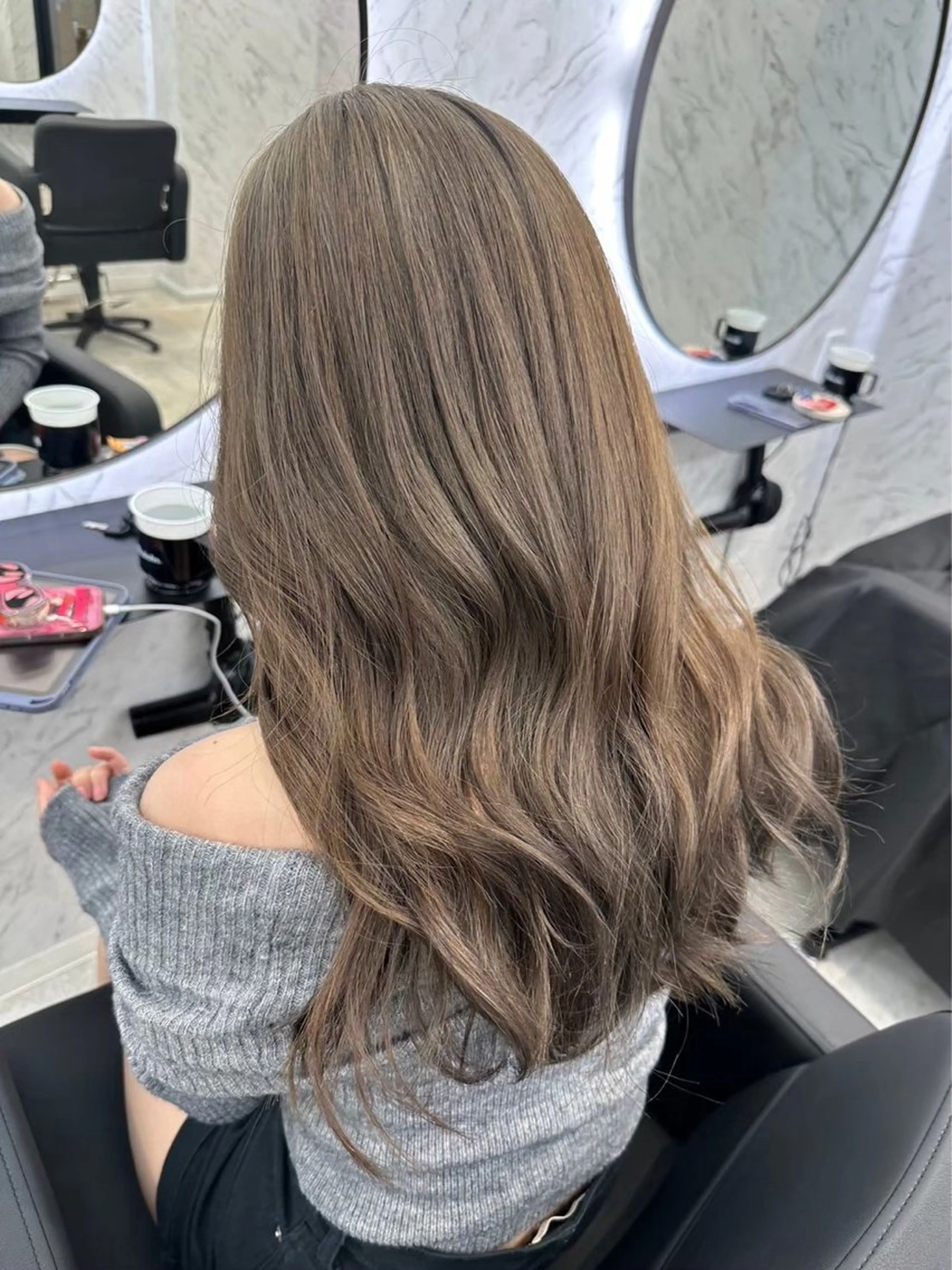 ロング カラー ベージュカラー ヘアカラー トリートメント 韓国艶カラー 🇰🇷💎MIUのヘアスタイル