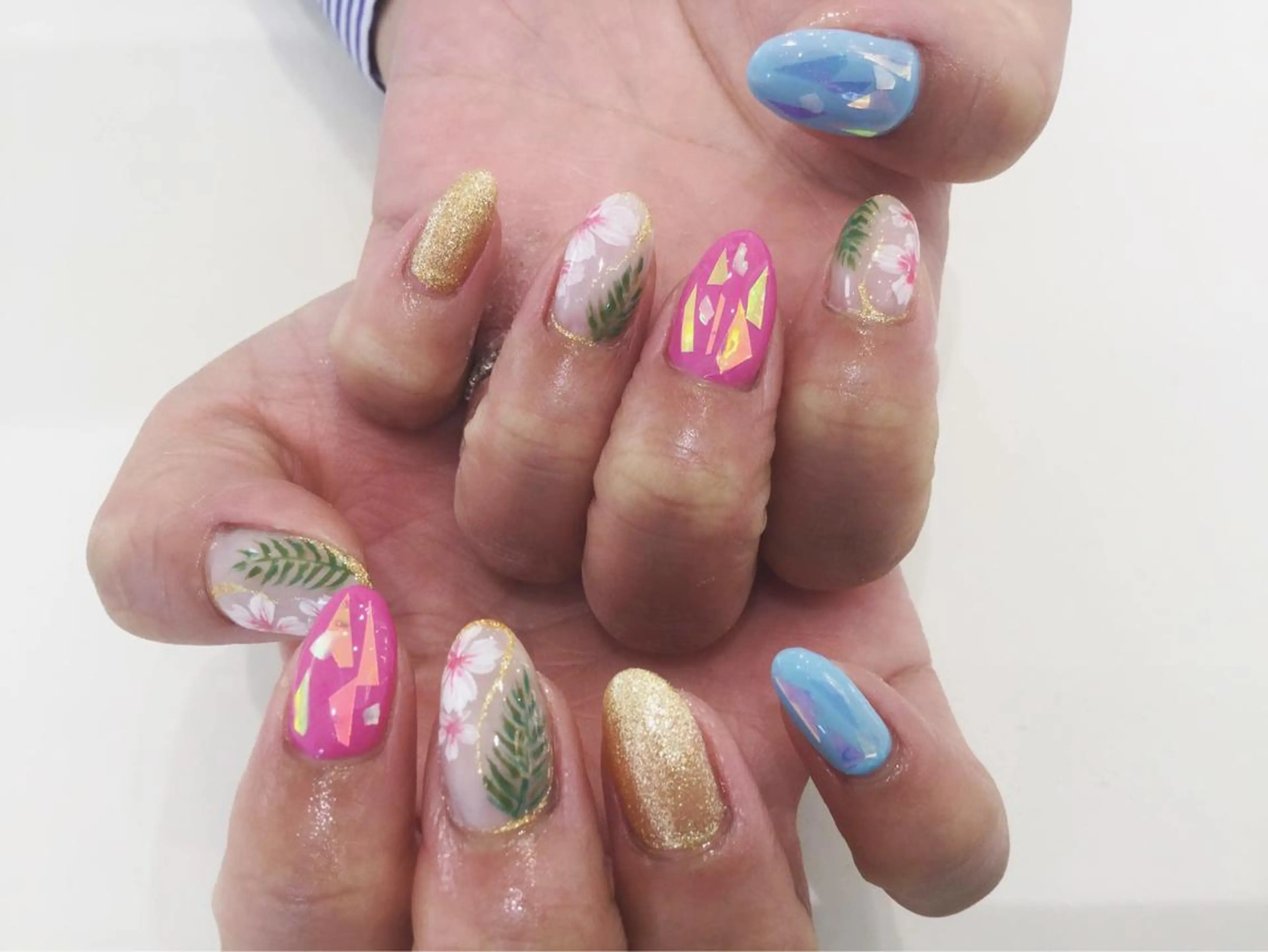 ネイル ハンドネイル nailsalon MINERVAのネイルデザイン