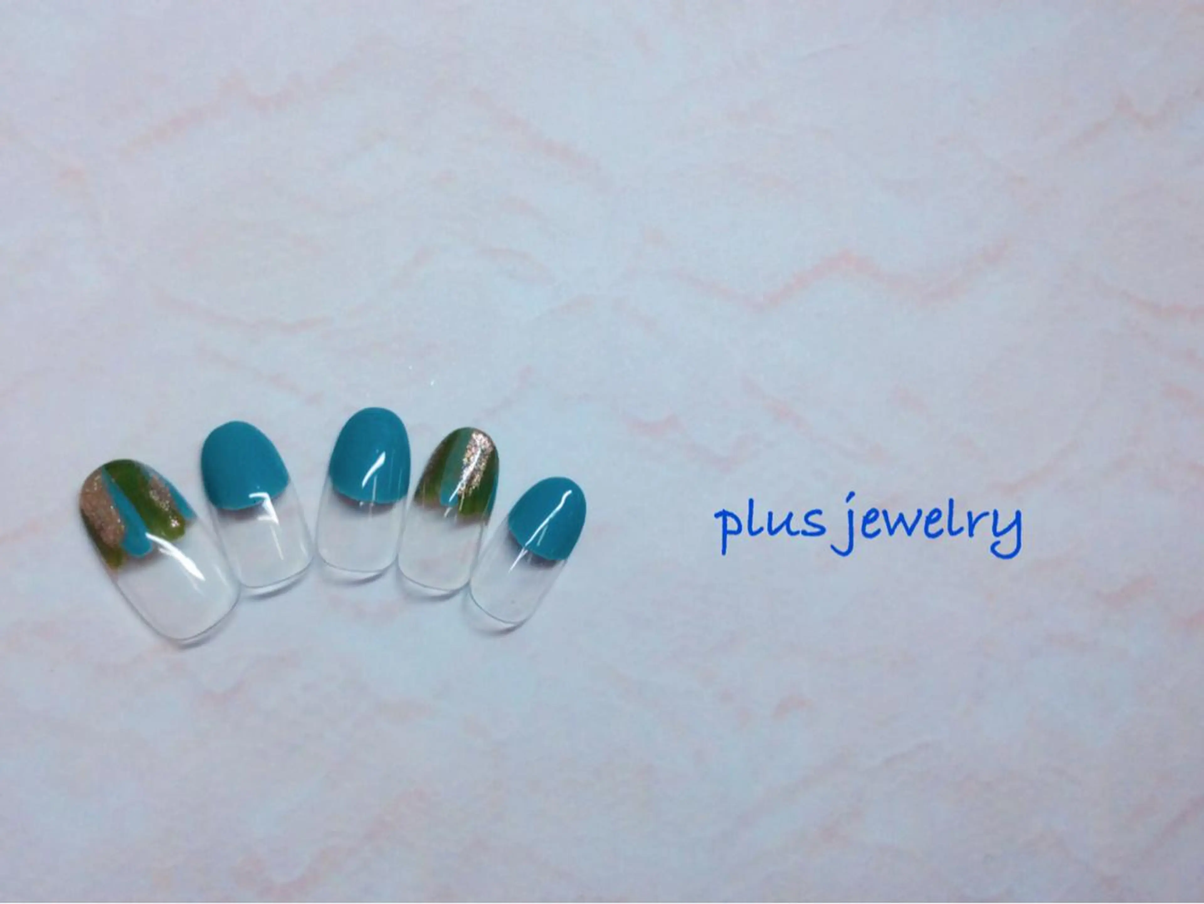 ネイル plus jewelry所属・Tanaka Mamiのマツエク・マツパデザイン