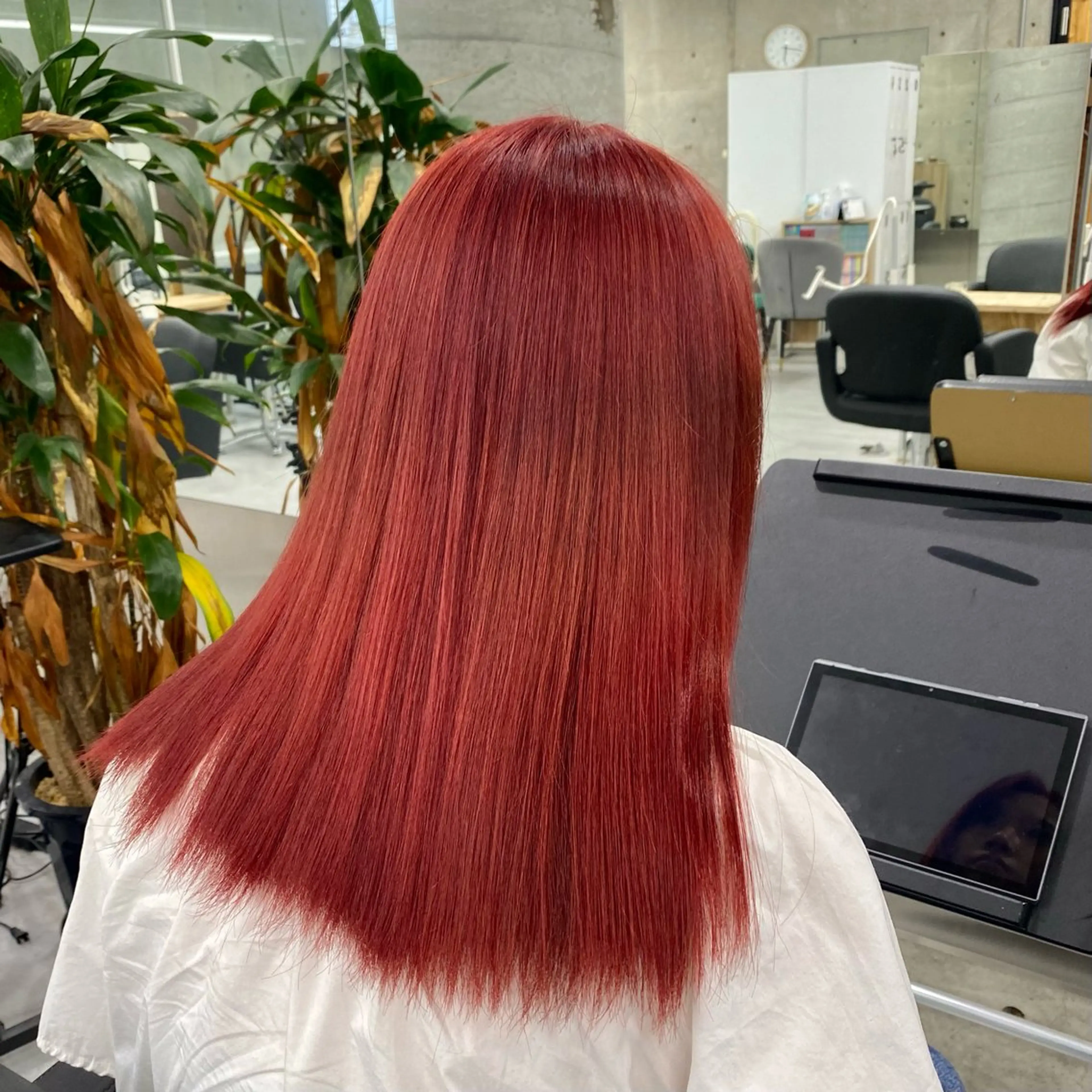 セミロング カラー カット ヘアカラー Welring hair salon所属・Runa/大人 かわいいハイトーンのヘアスタイル