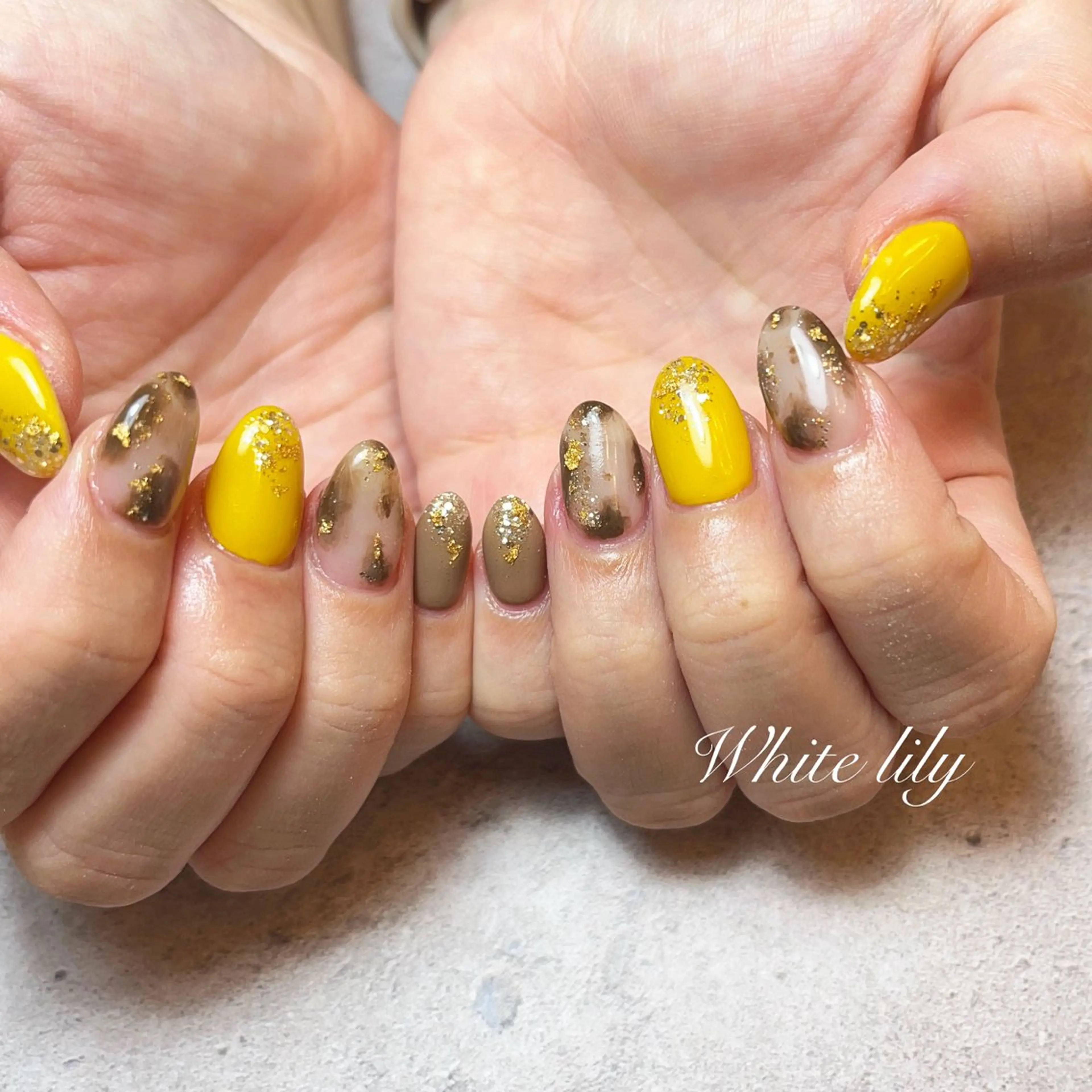 ネイル ハンドネイル White lily所属・牧田 雅世のネイルデザイン