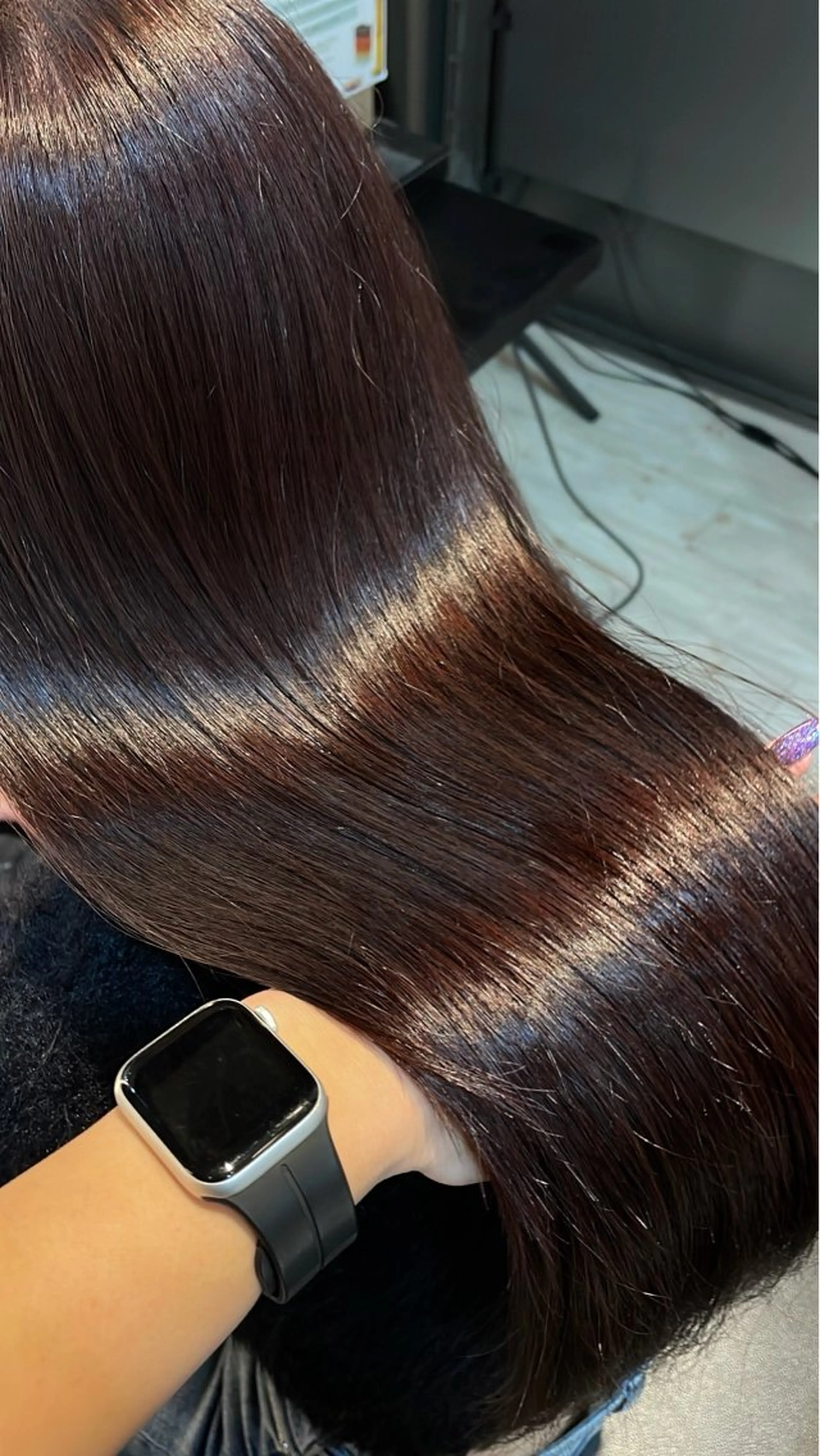 ロング カラー パープルカラー 髪質改善 トリートメント ヘアカラー トリートメント ブリーチ/髪質改善/ ハイトーン/暖色のヘアスタイル