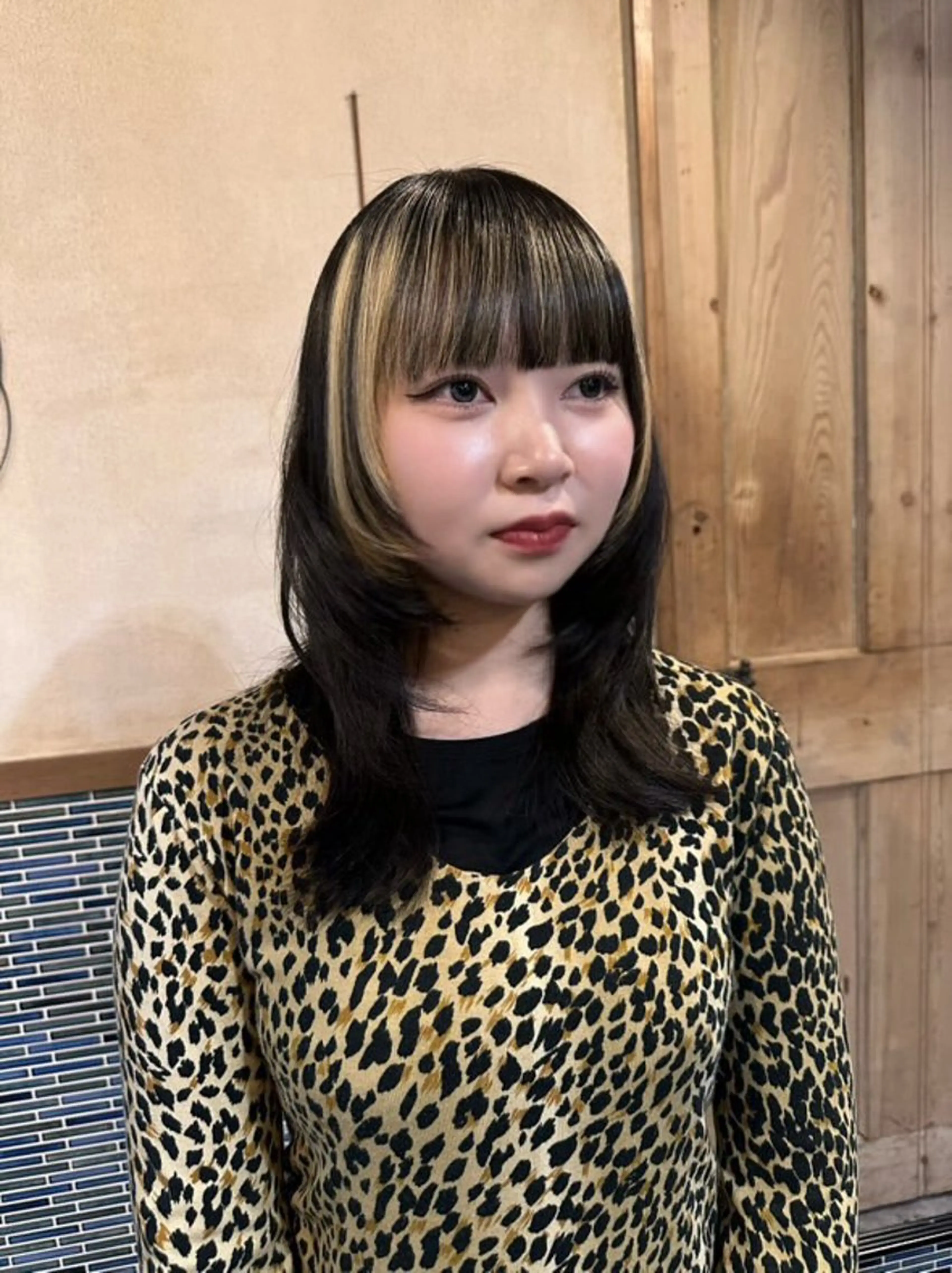 ミディアム カラー カットモデル/カラー rionのヘアスタイル