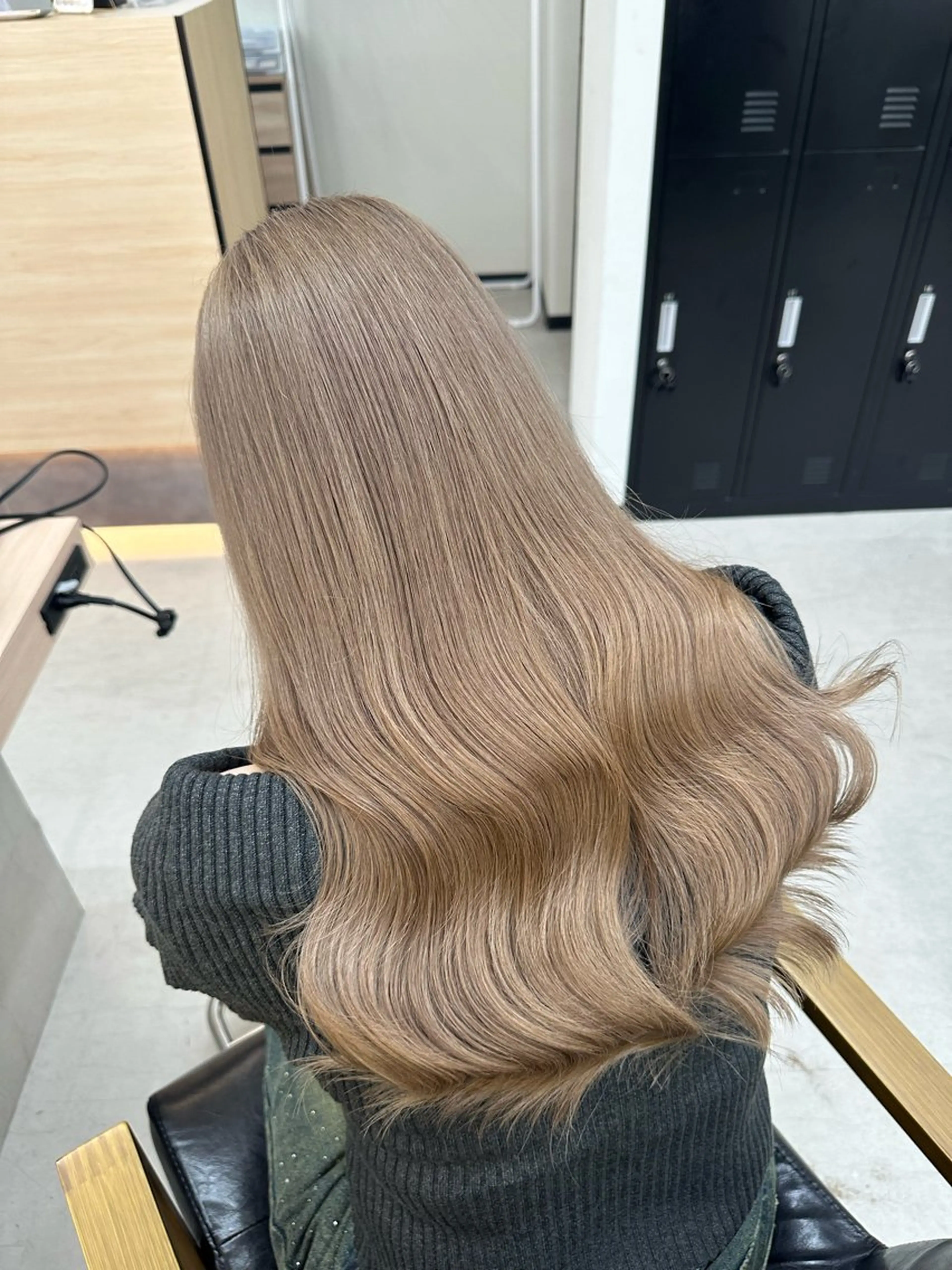 【𝐦𝐢𝐧𝐢𝐦𝐨限定🫧】ケアブリーチ使用 𝐖𝐜𝐨𝐥𝐨𝐫+𝐭𝐫𝐞𝐚𝐭𝐦𝐞𝐧𝐭の写真