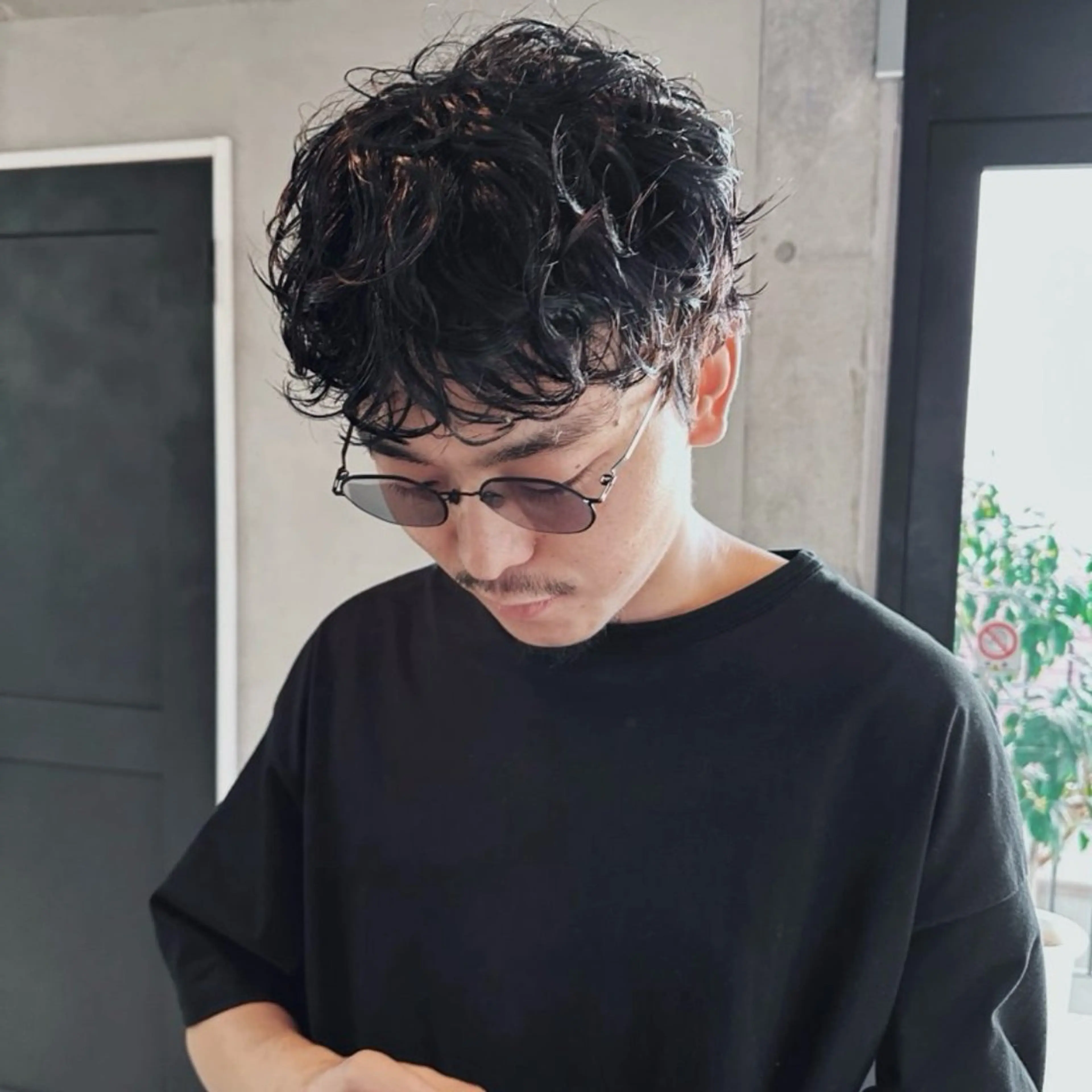 ショート パーマ メンズ 前野 日奈のヘアスタイル