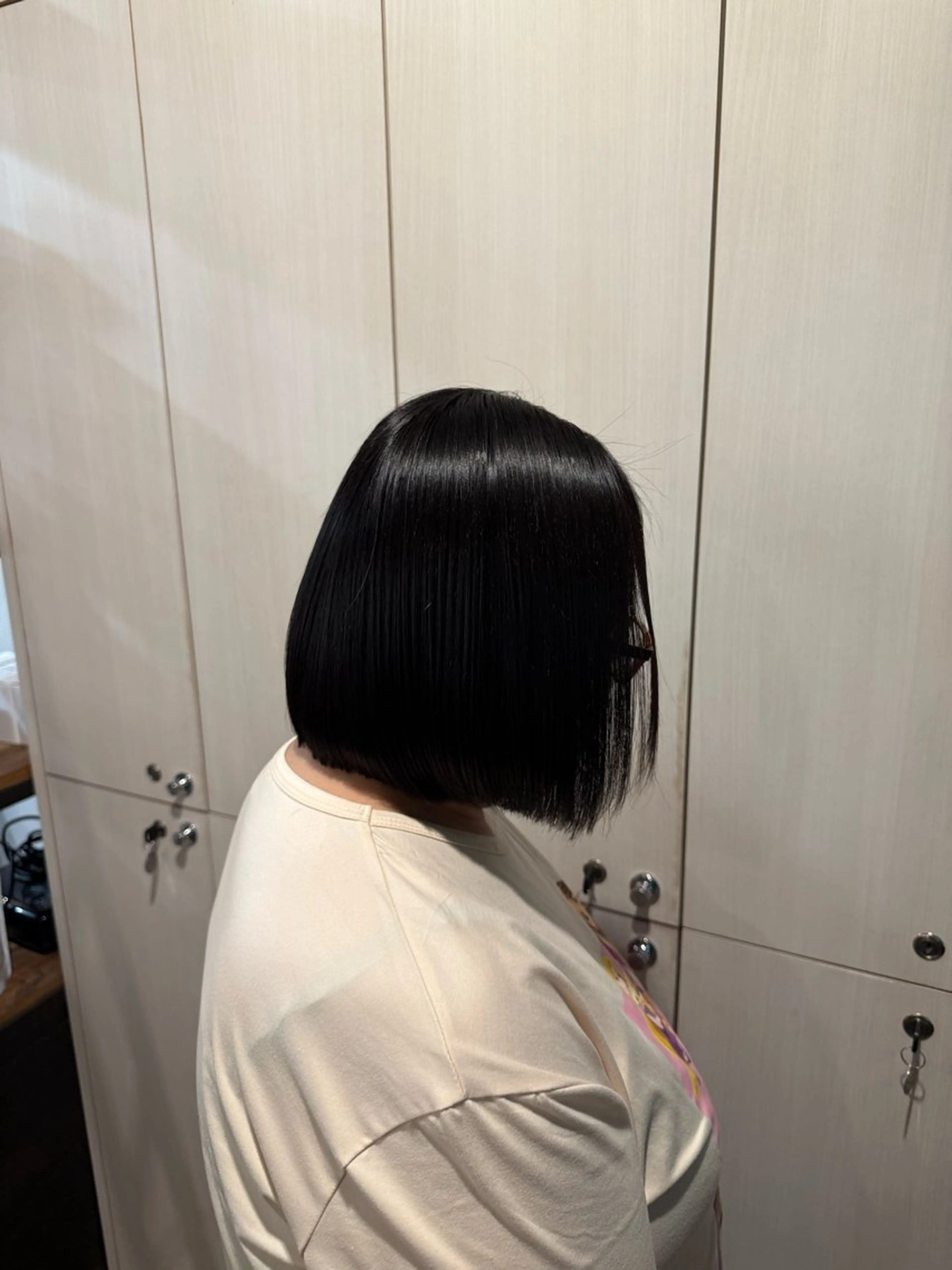 ミディアム ボブ 縮毛矯正 かとう きりん🎀🪽のヘアスタイル