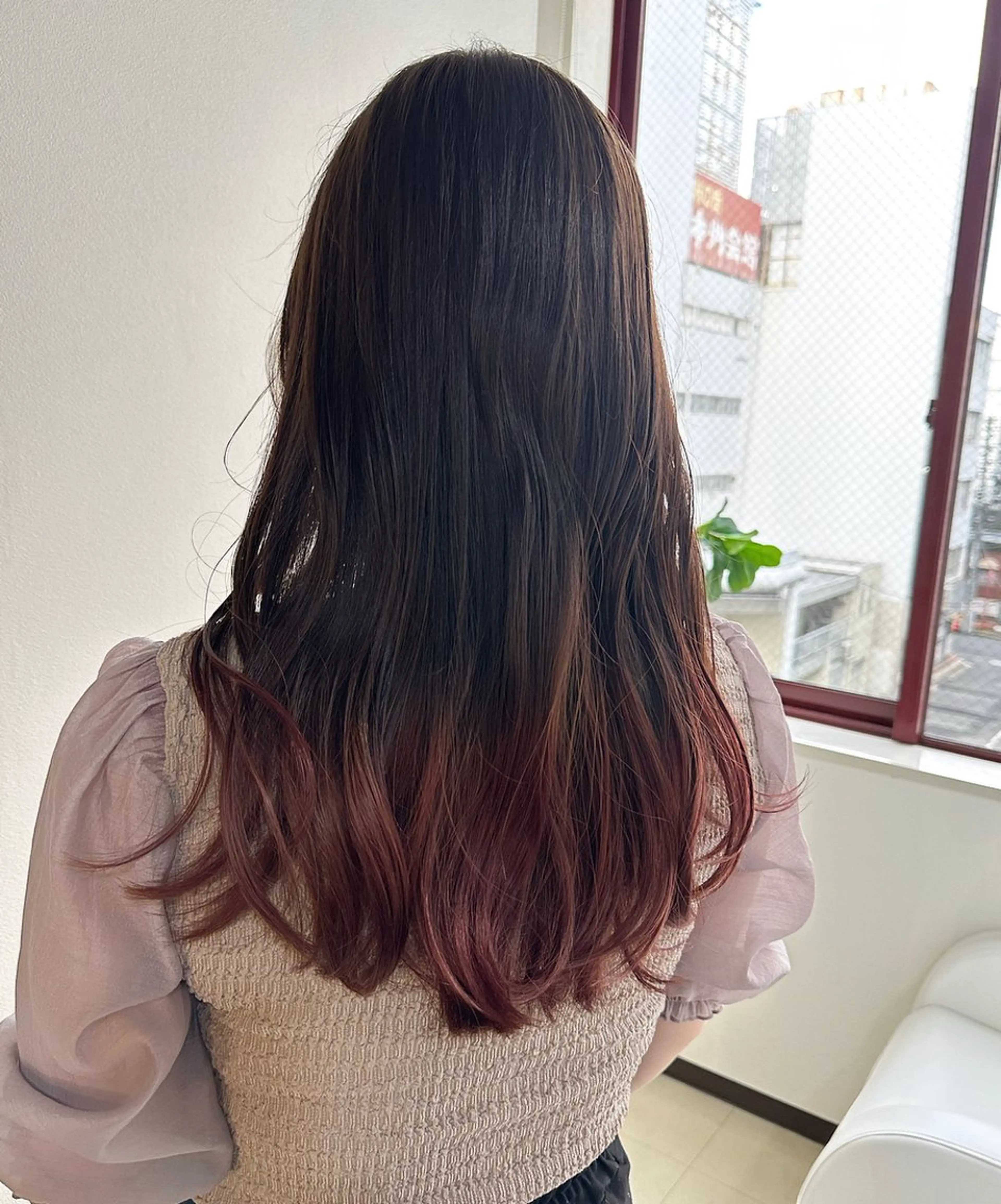 ロング カラー グラデーションカラー ピンクカラー ヘアカラー Sherry/R 三川町　木村祐里奈のヘアスタイル