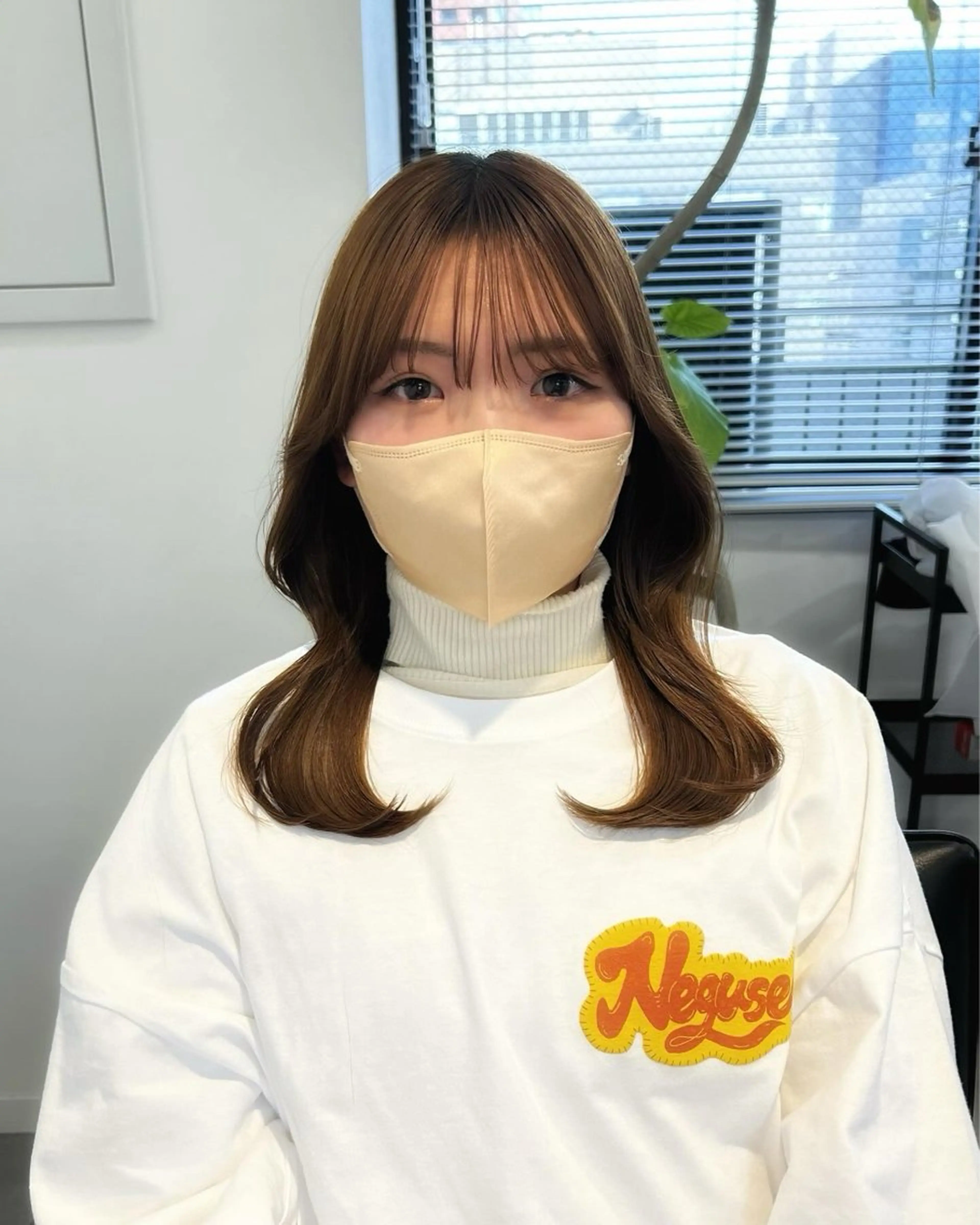 ミディアム カラー ベージュカラー くびれヘア カット ヘアカラー トリートメント ❤️ショートカット ・顔周りカット❤️のヘアスタイル