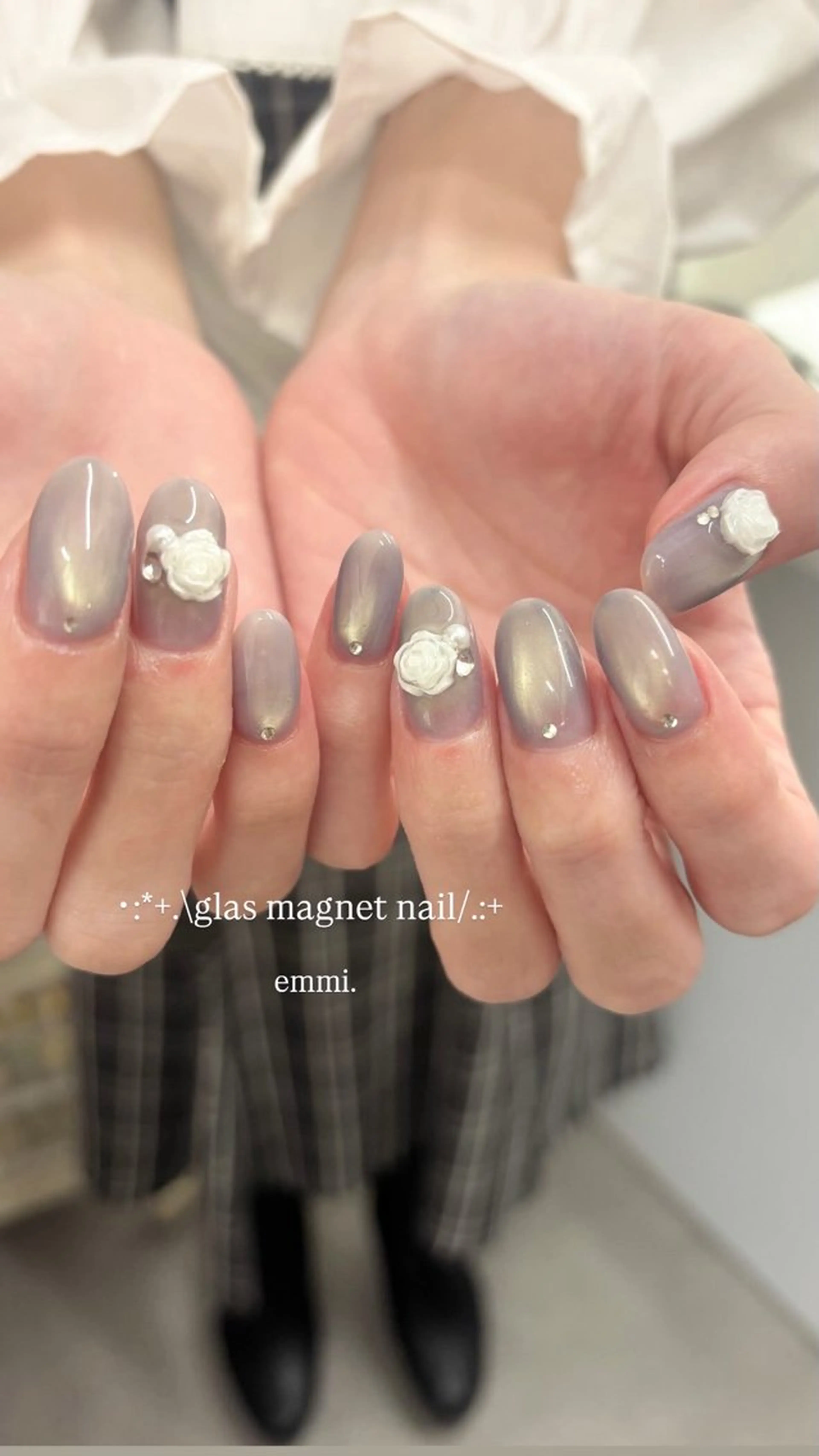 ネイル マグネットネイル ハンドネイル GO TODAY SHAiRE SALON 表参道colore店所属・emmi nailのネイルデザイン