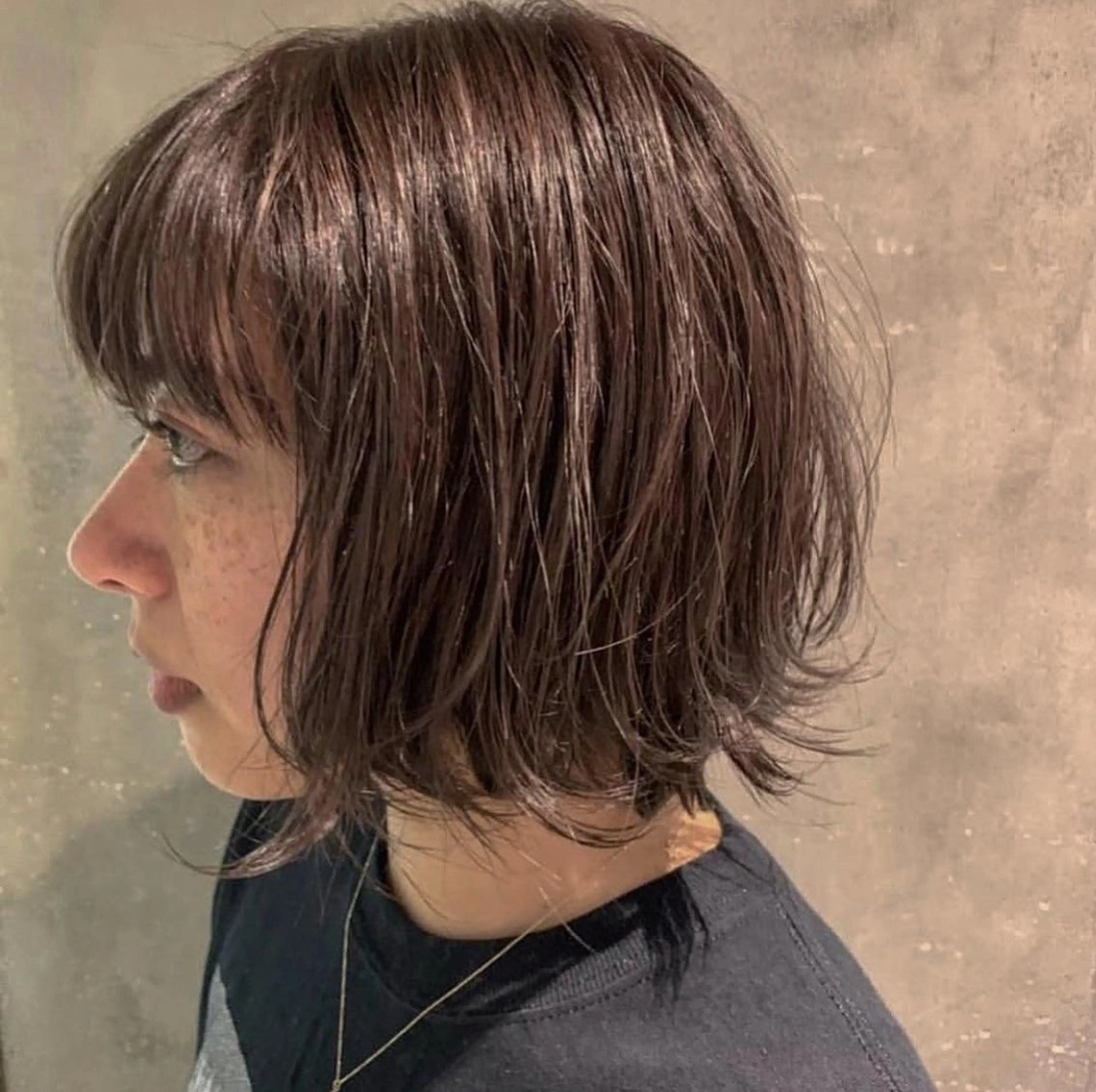 ミディアム カラー よしだ とおいのヘアスタイル