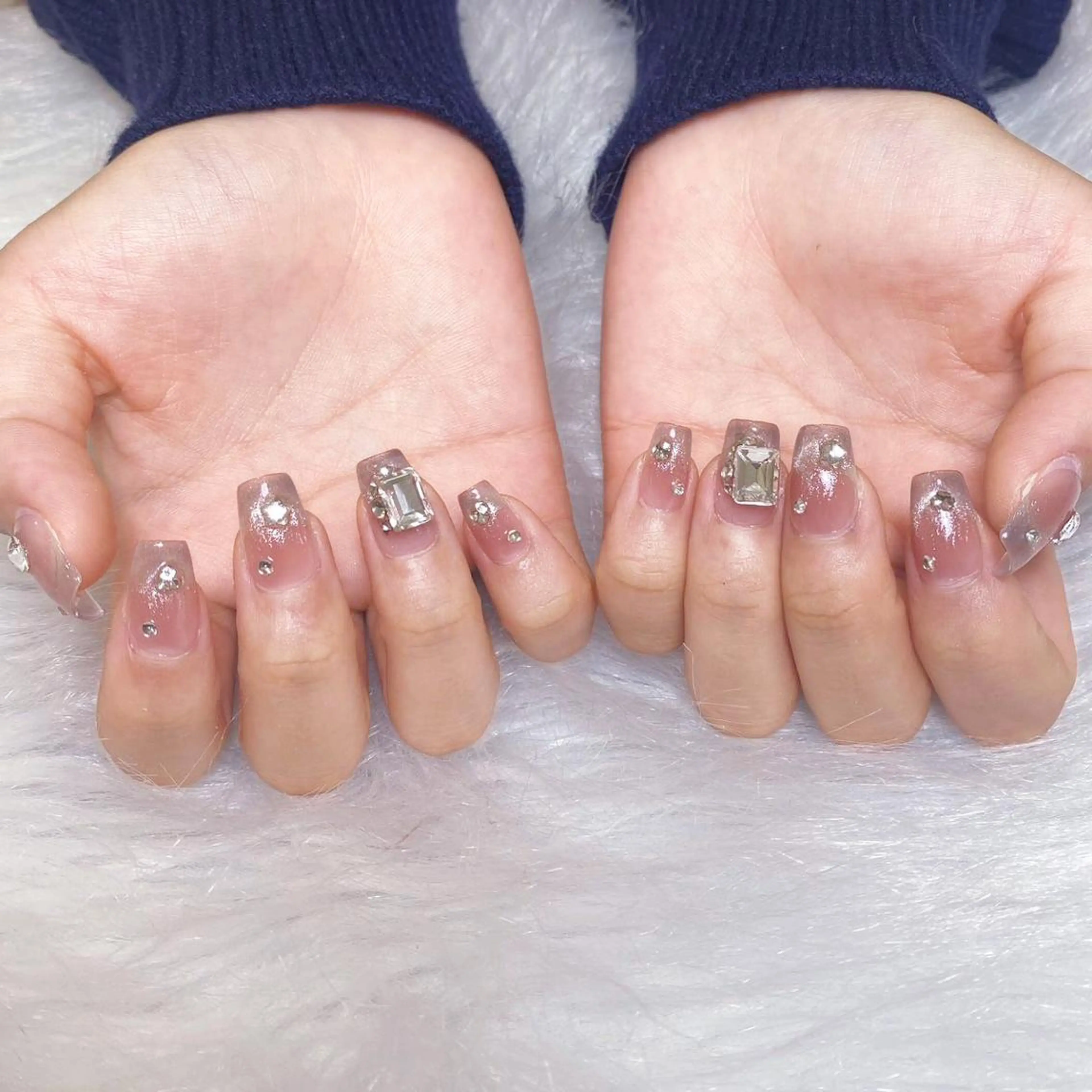 ネイル アートネイル オーロラネイル ガーリー キラキラネイル 韓国ネイル DIAMOND 💦のネイルデザイン