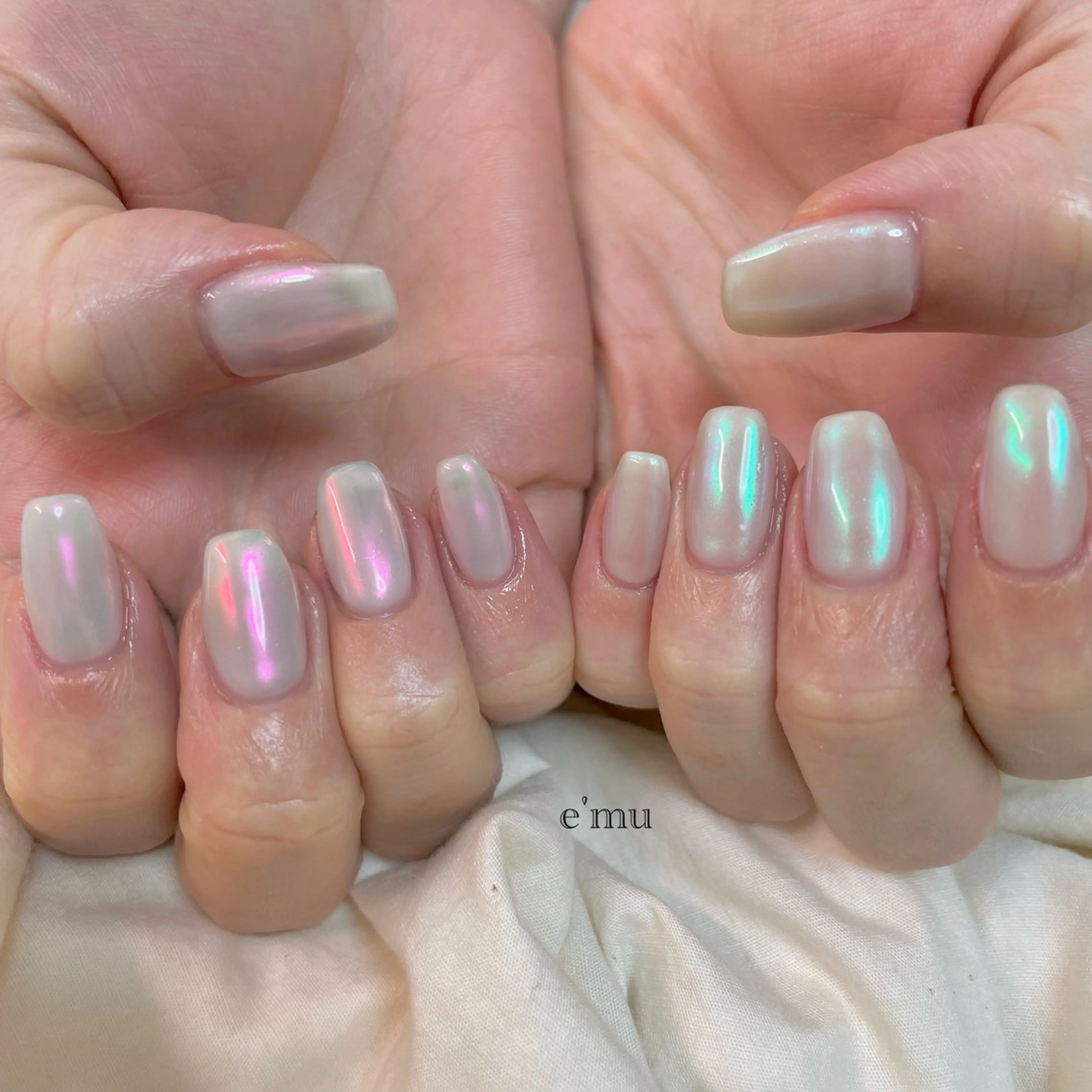 ネイル オーロラネイル ハンドネイル nail salon e'mu💐のネイルデザイン