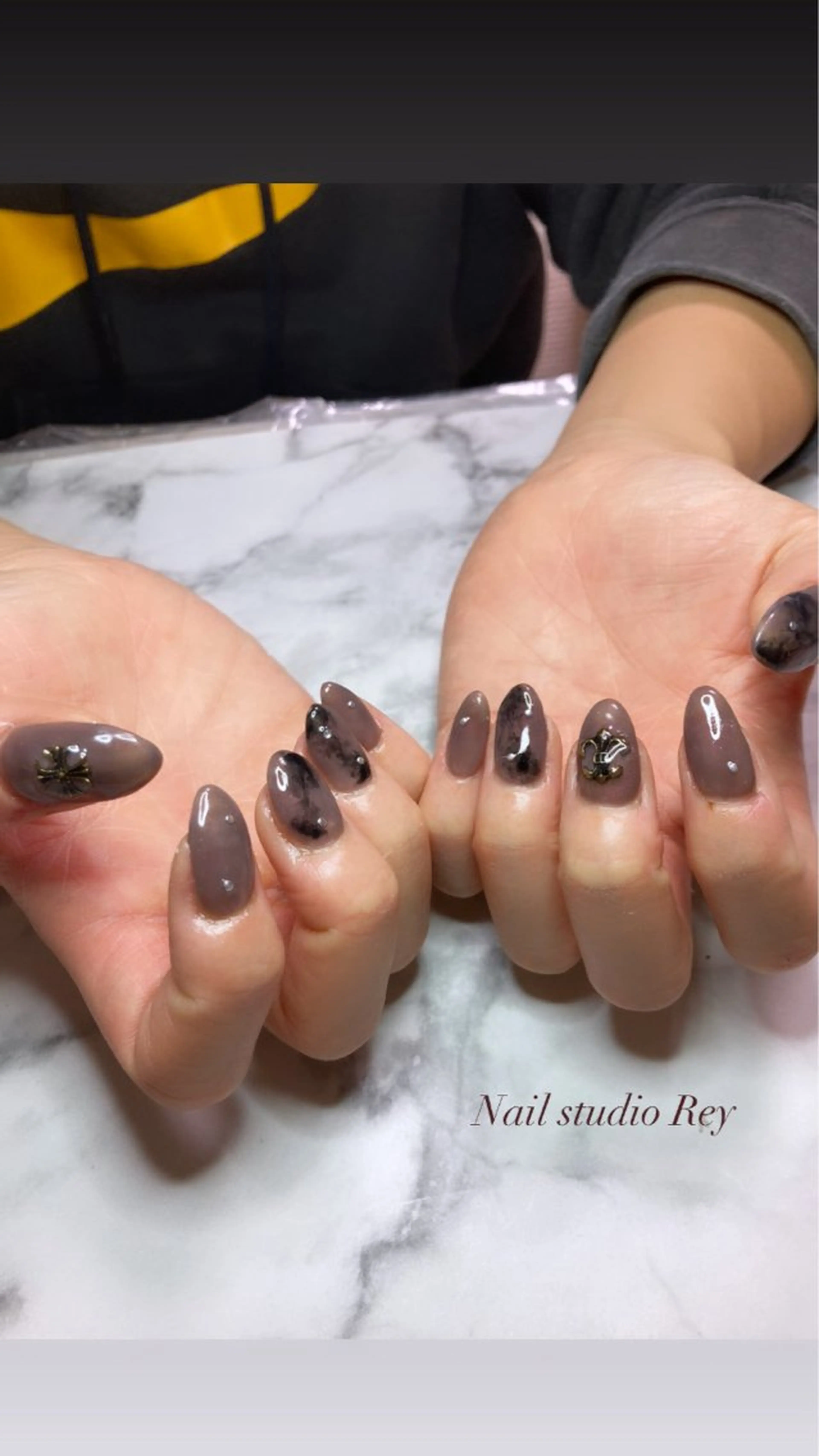 ネイル 大理石ネイル(マーブル) ecrin (エクラン)のネイルデザイン