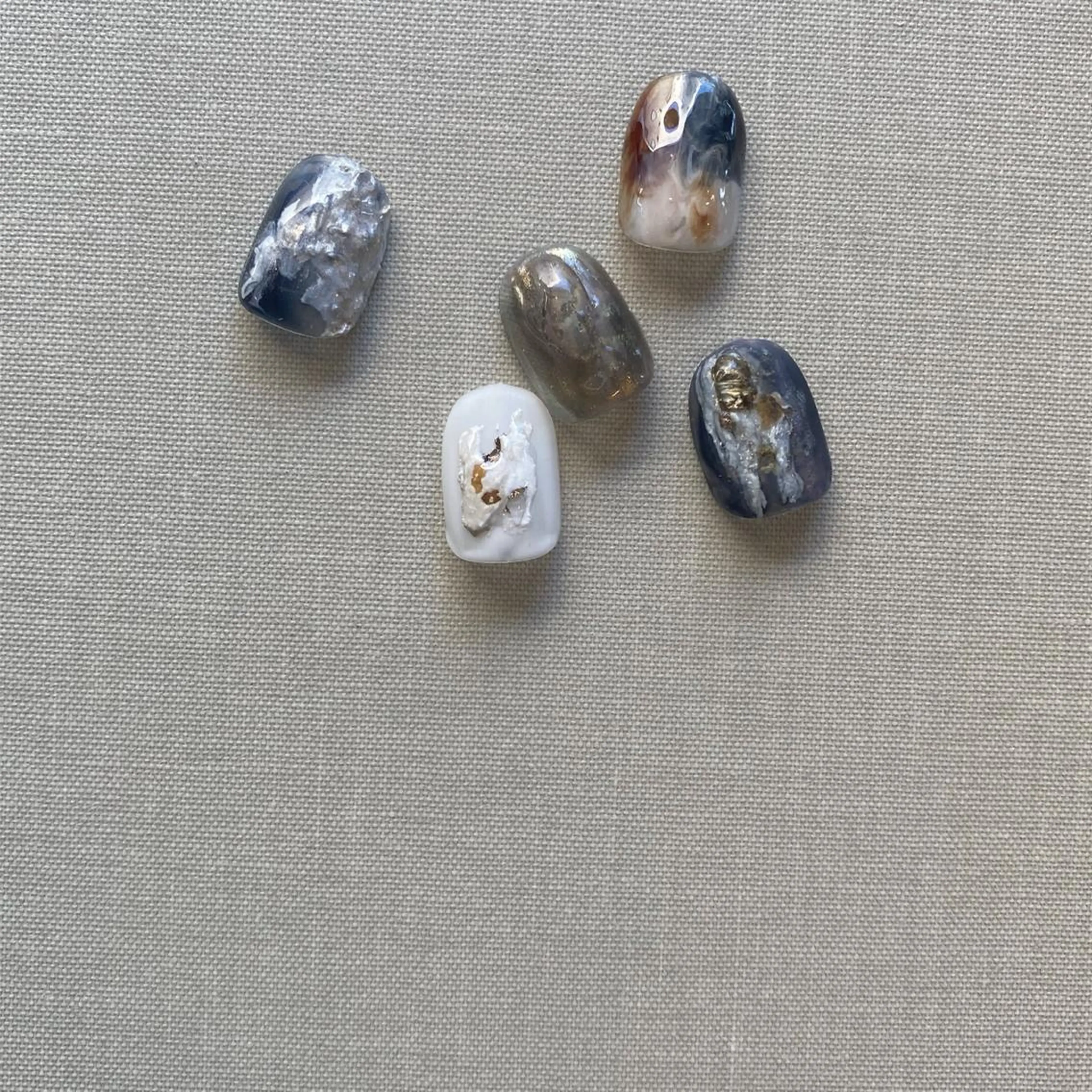 ネイル ネイビー ハンドネイル nable.所属・栗林 実莉のネイルデザイン