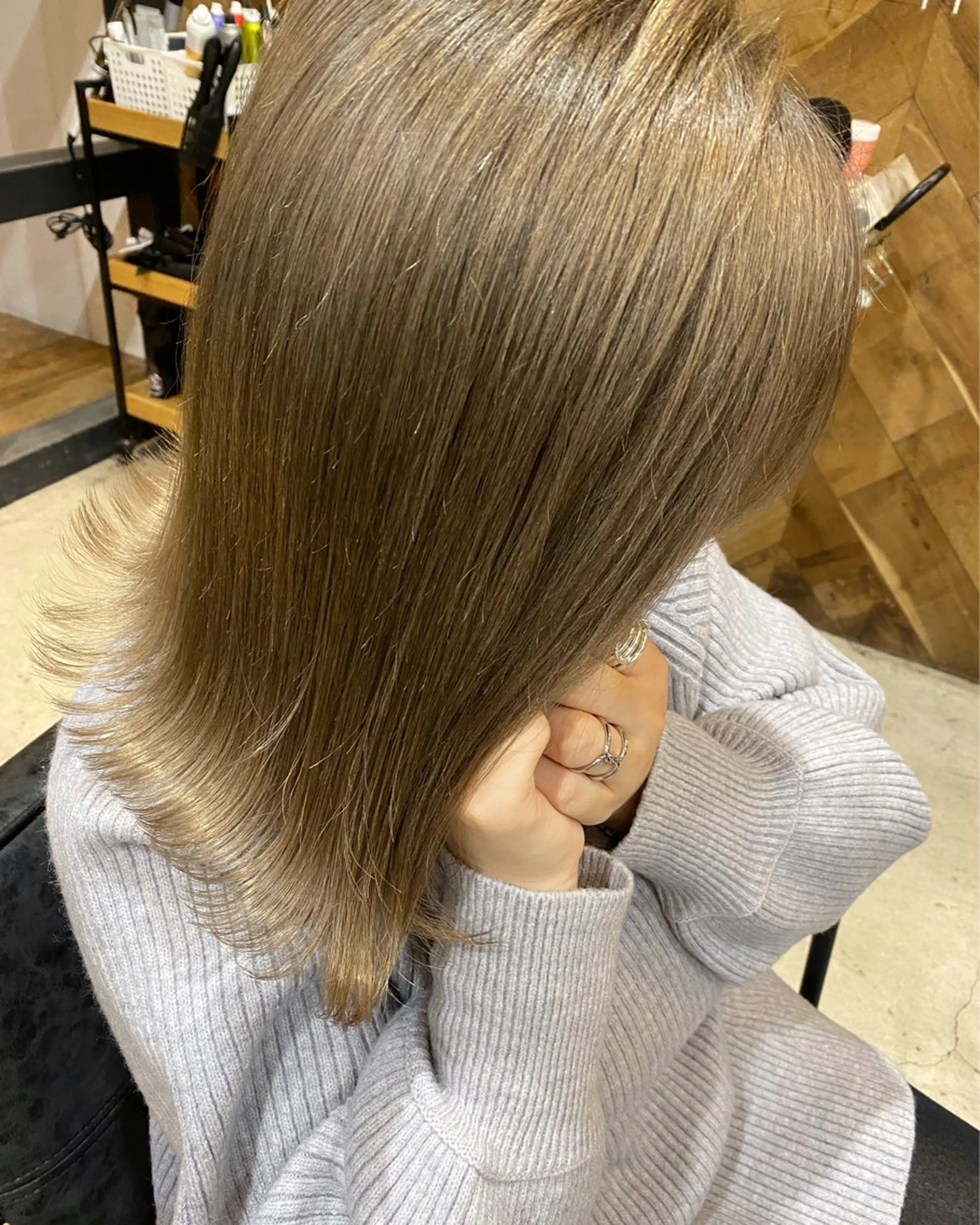 ミディアム カラー 🩷🍭中津・梅田 エリア🍬💜のヘアスタイル