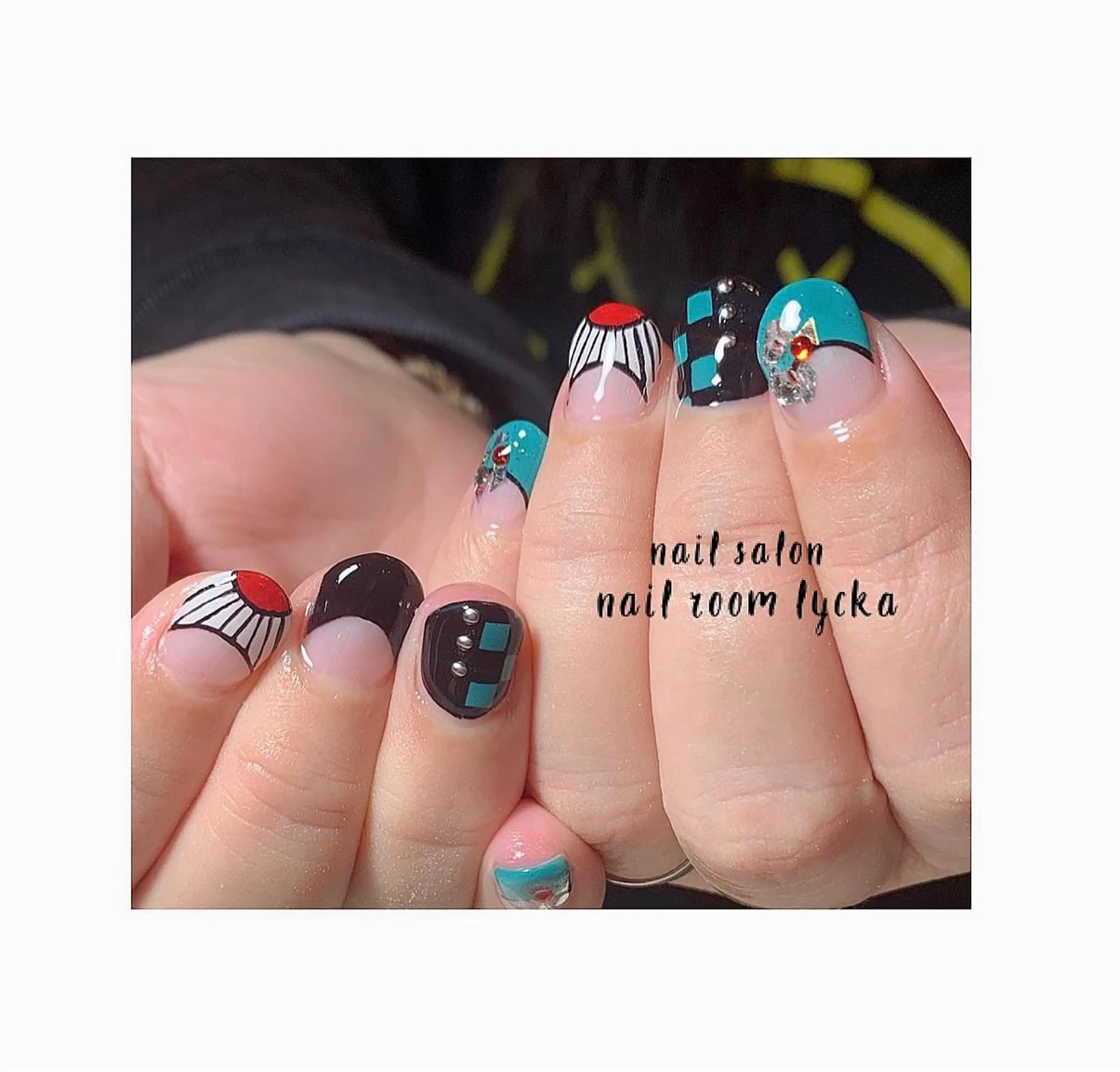 ネイル フラワーネイル ジェルネイル ミラーネイル ニュアンスネイル パラジェル ﾈｲﾙﾙｰﾑﾘｯｶ 𝐦𝐚𝐲𝐮のネイルデザイン