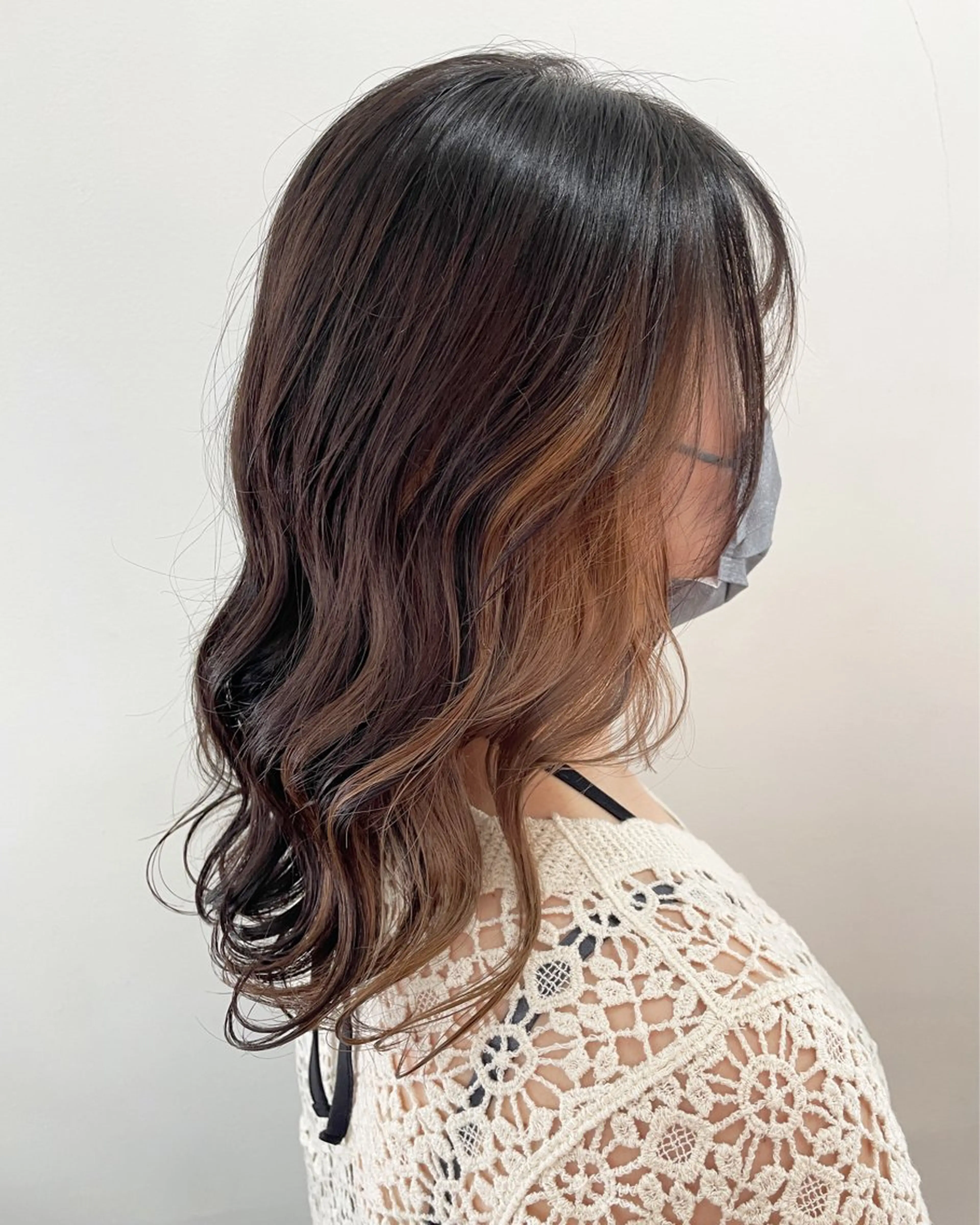 セミロング 塔崎 りこのヘアスタイル