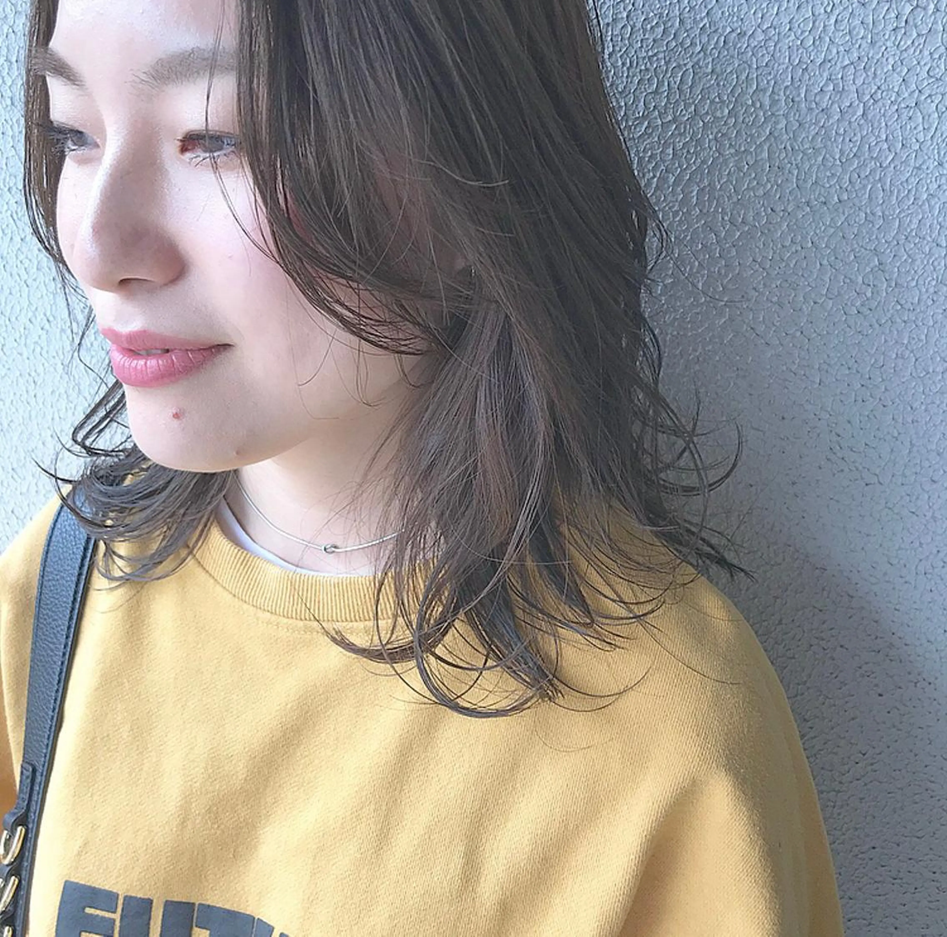 ミディアム カラー ヘアアレンジ マツエク・マツパ 顔周りカット カット ヘアカラー トリートメント Kawaguchi Arisaのヘアスタイル