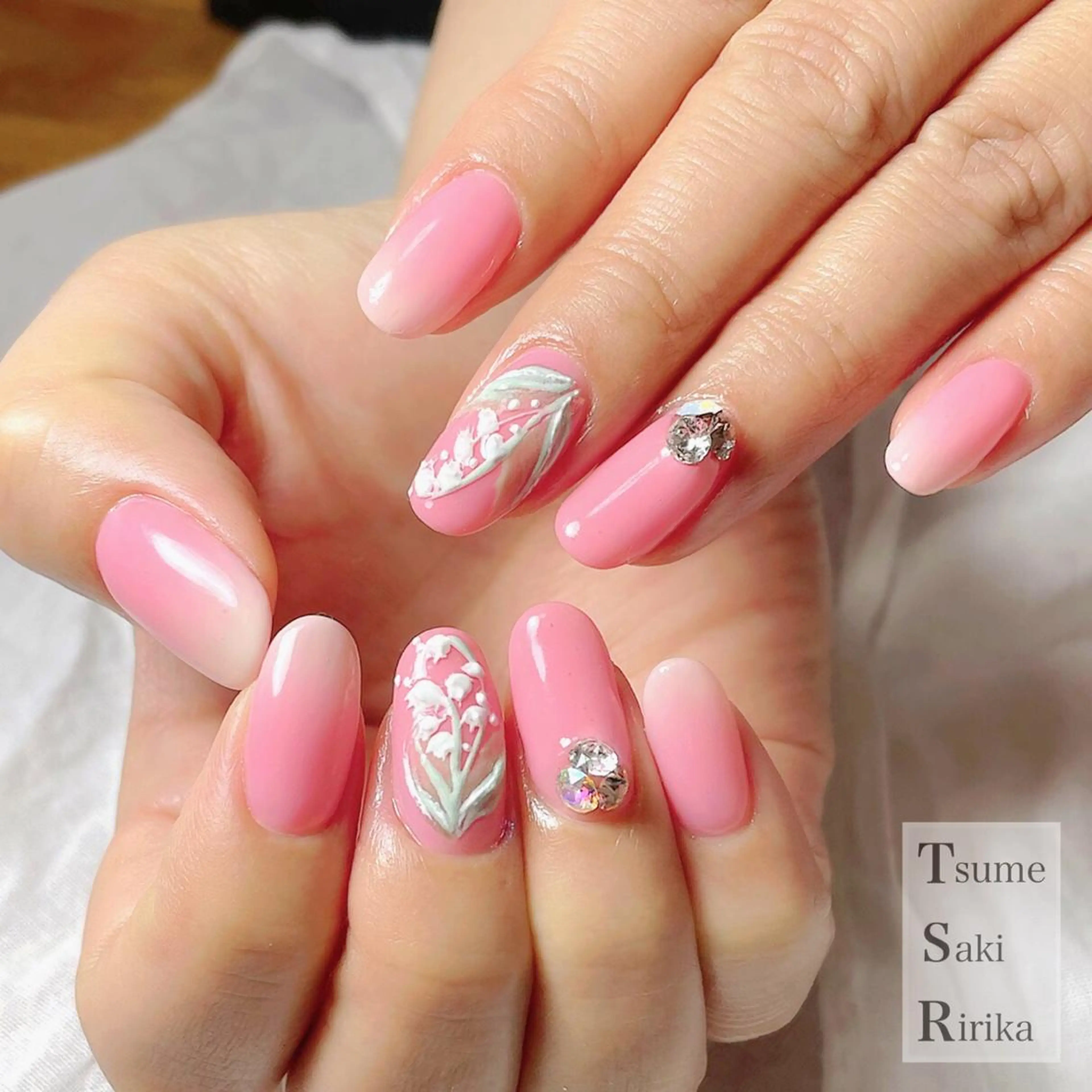 ネイル ハンドネイル ハンドケア 爪咲 りり花のネイルデザイン
