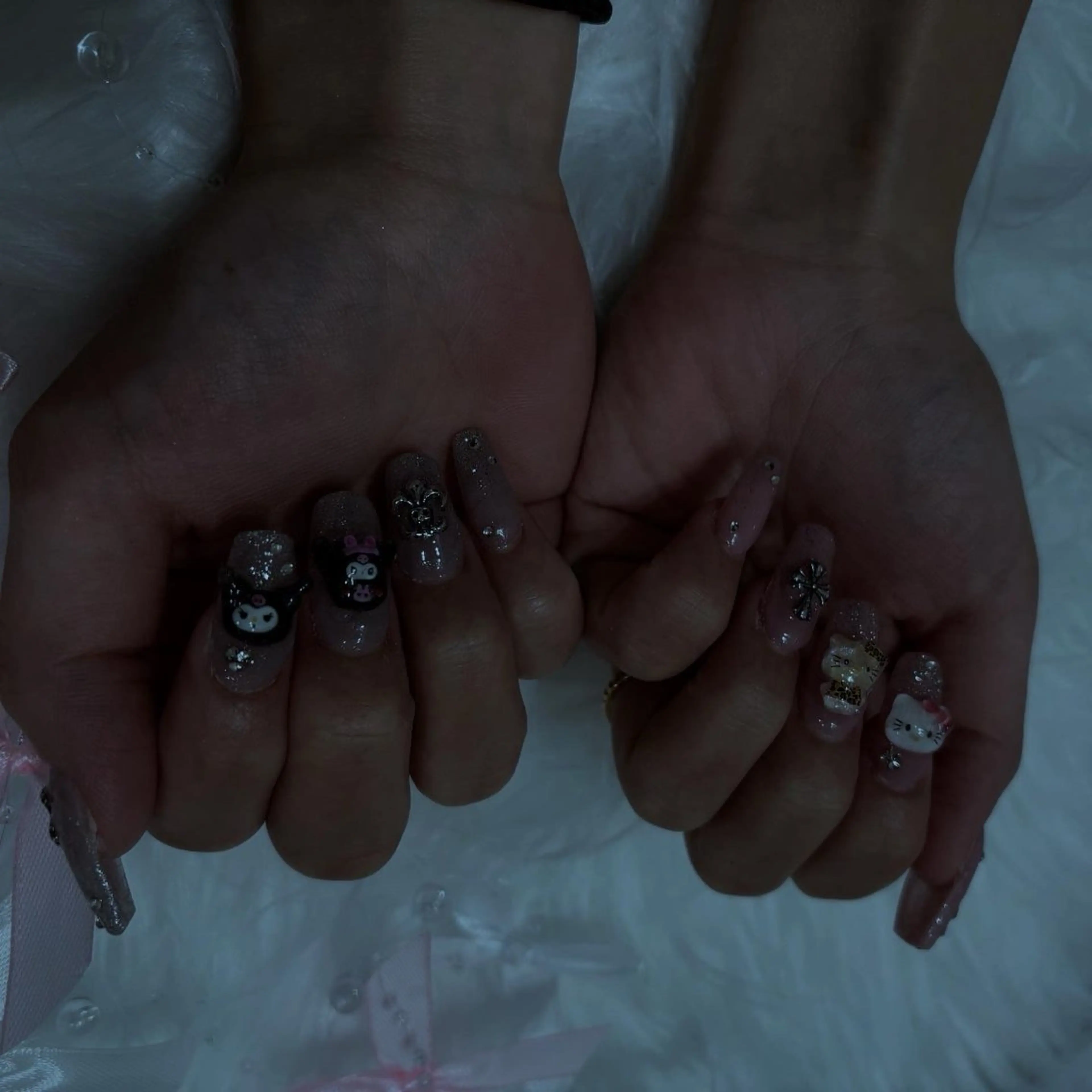 ネイル アートネイル 長さ出し フットネイル ハート キラキラネイル Vante梅田店所属・vante_aimi .パラジェル取扱店のネイルデザイン