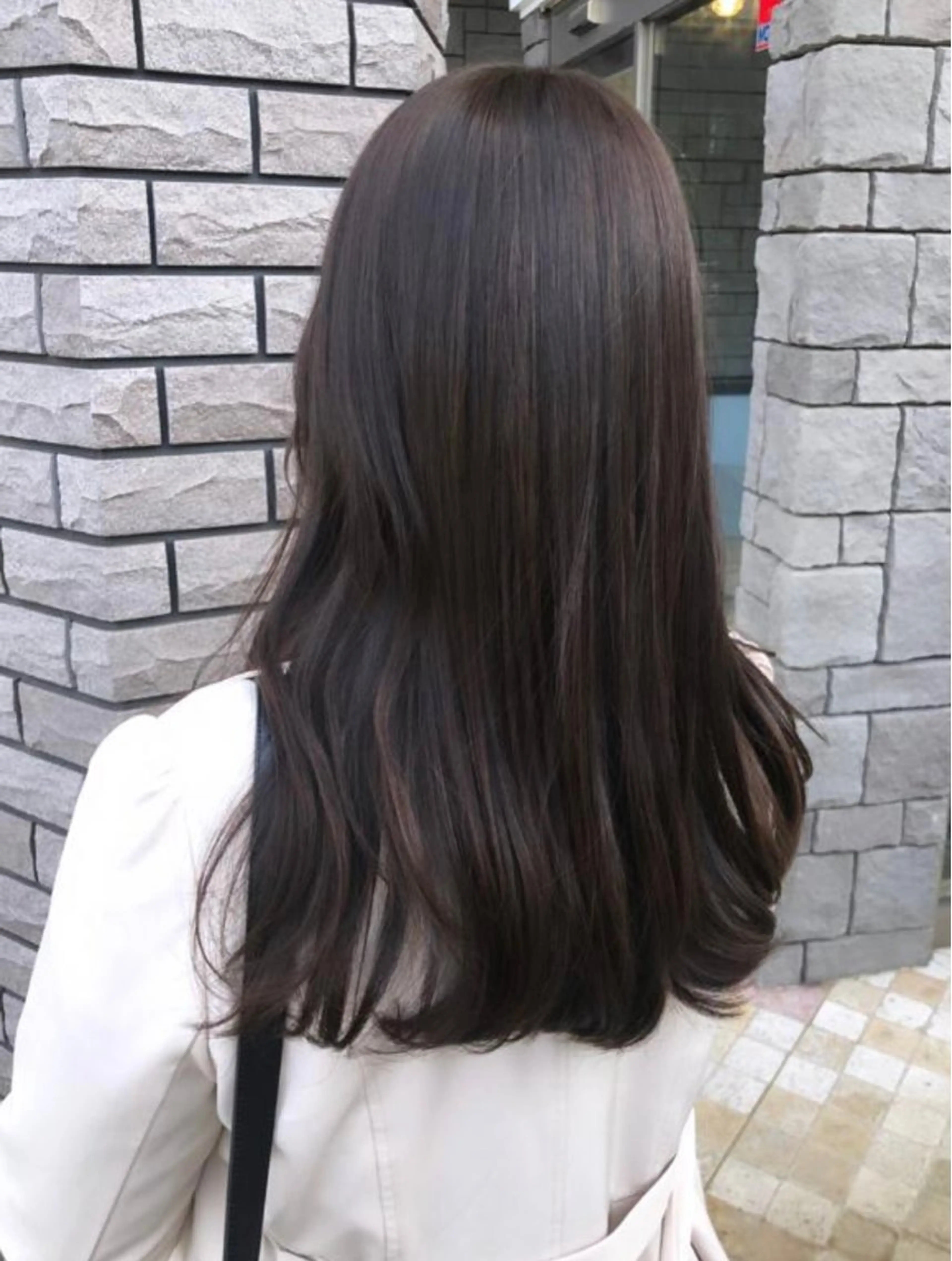 ミディアム La fith hair rond 立川店所属・kyosuke 透明感カラーのヘアスタイル