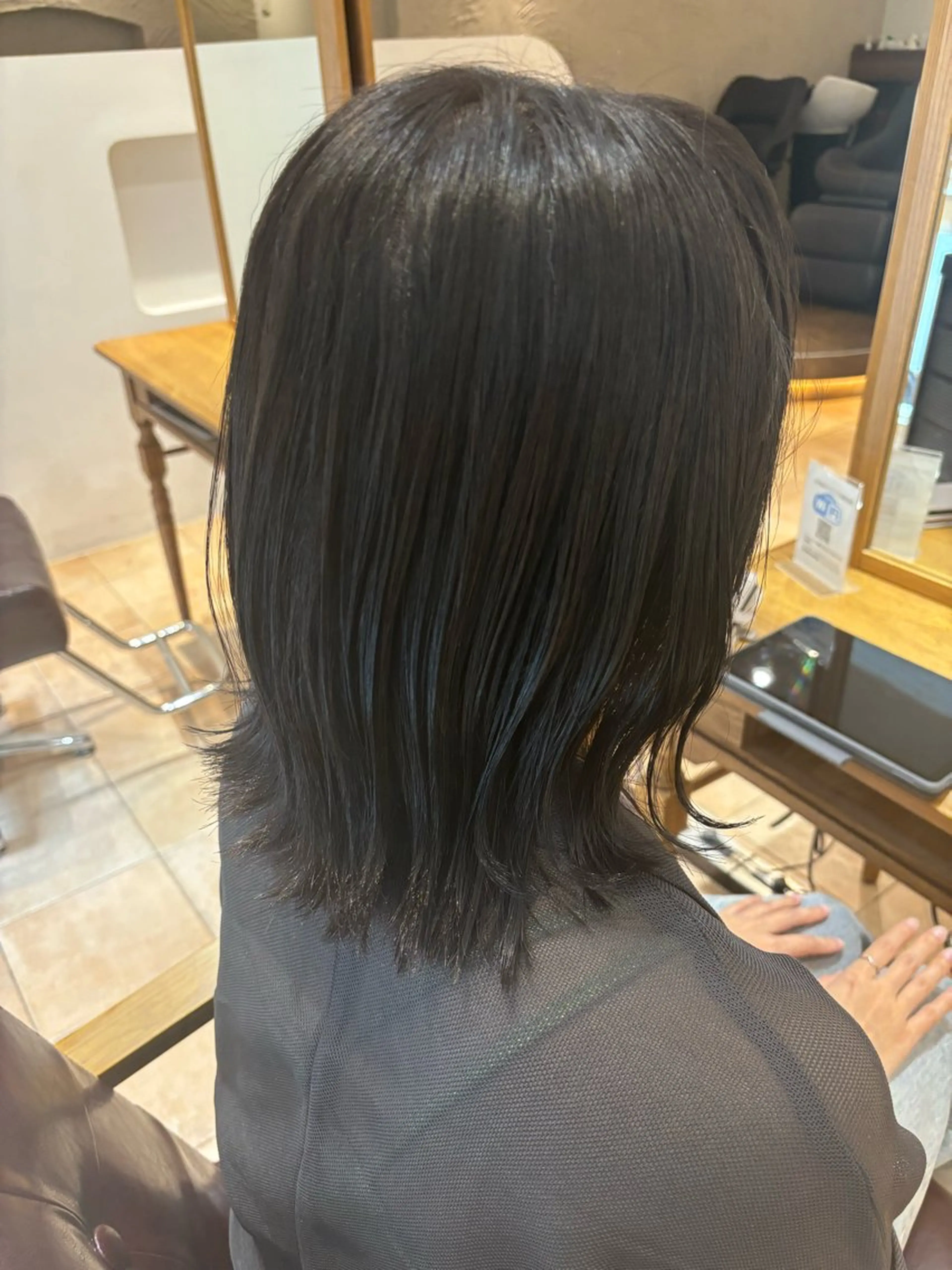 ミディアム カラー アッシュ アッシュグレー カット ヘアカラー トリートメント 🌈透明感カラー🌈 🌟吉田祐介🌟のヘアスタイル